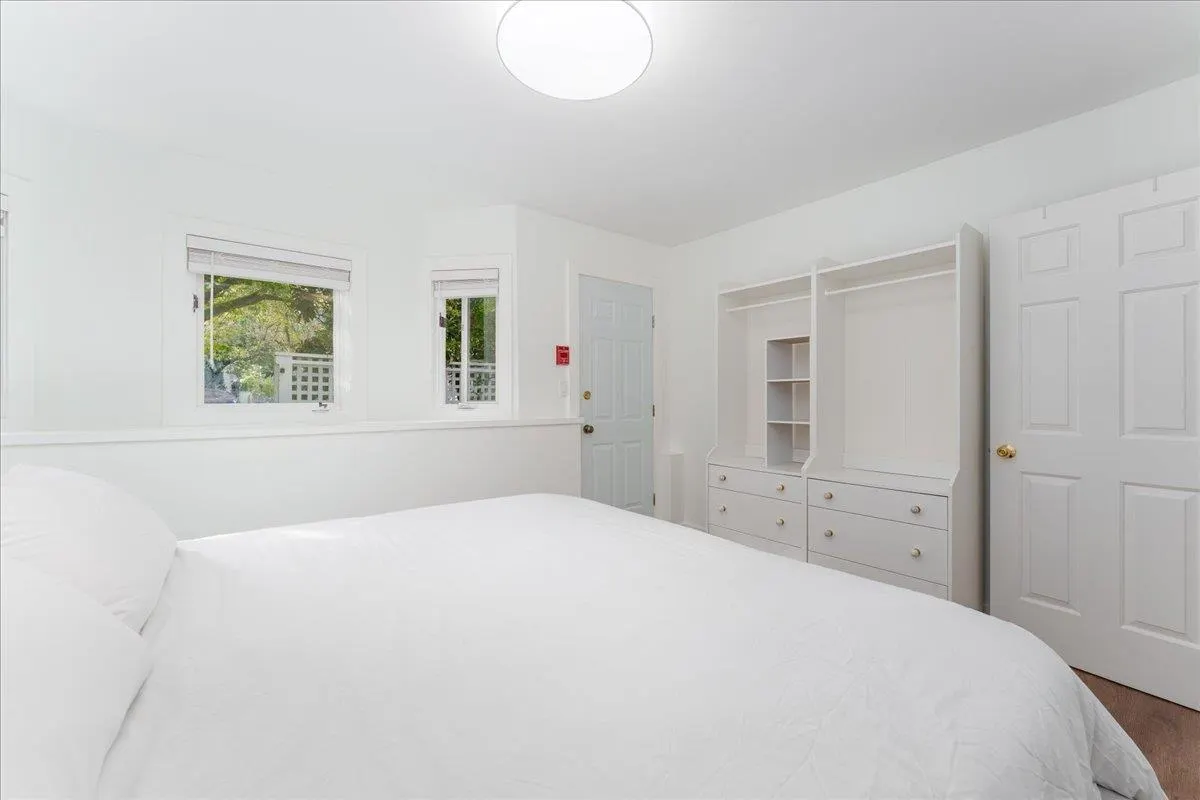 3 2017 W 15th Avenue