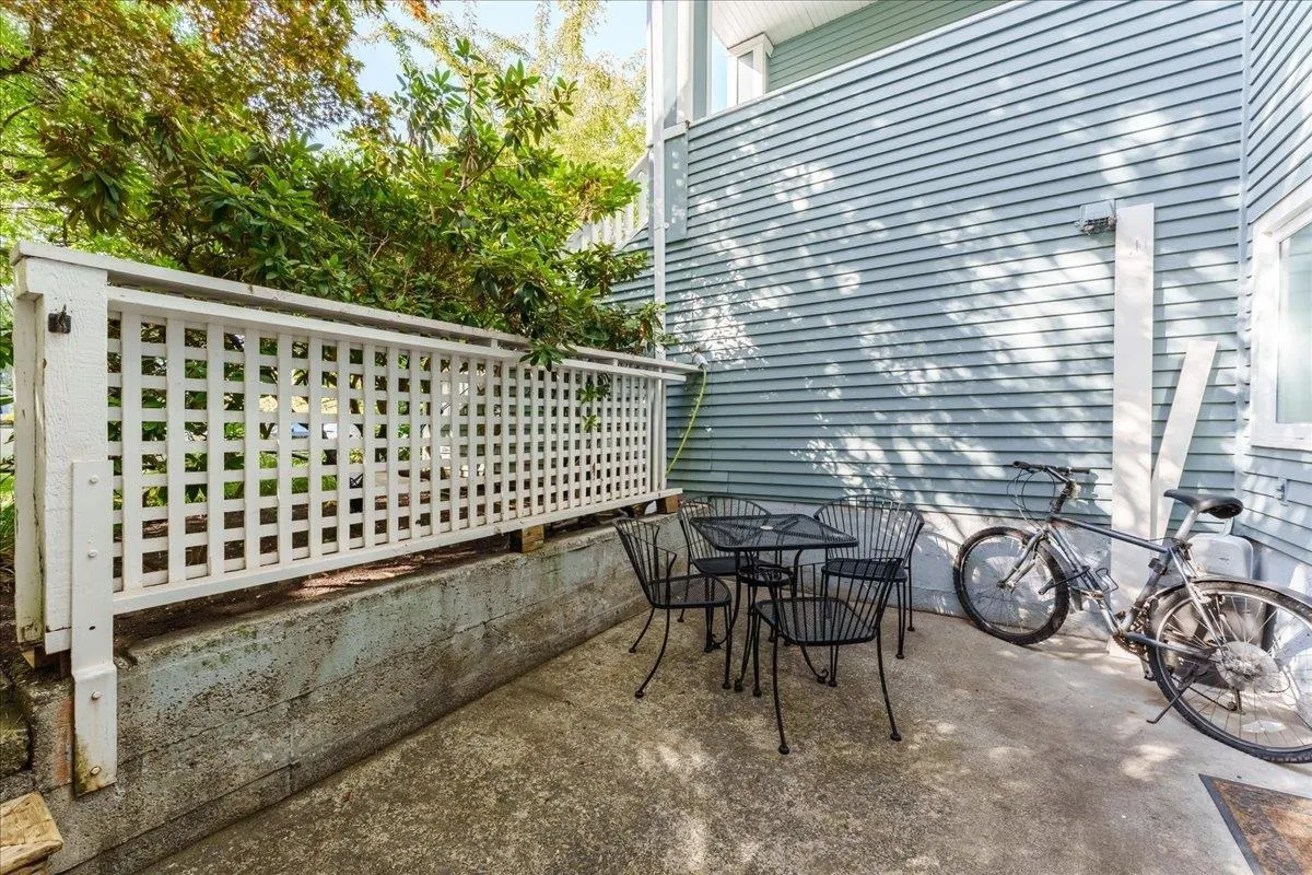 3 2017 W 15th Avenue