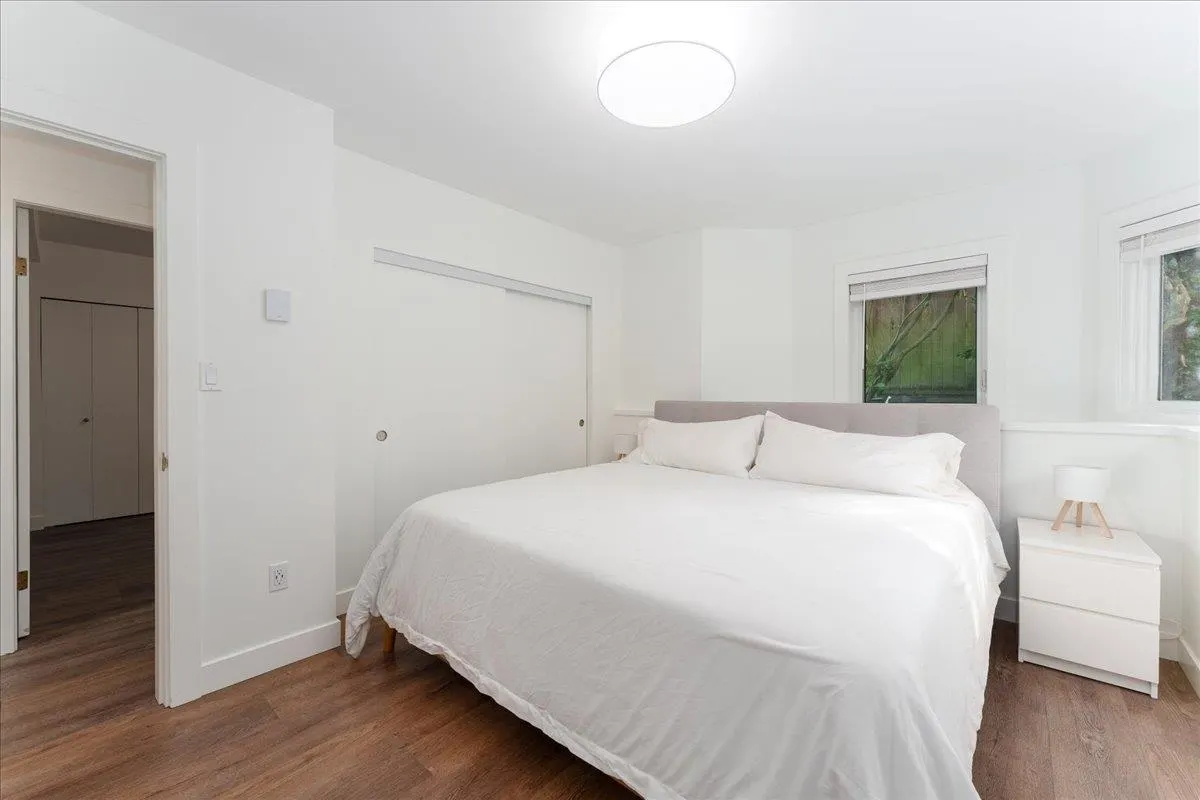 3 2017 W 15th Avenue