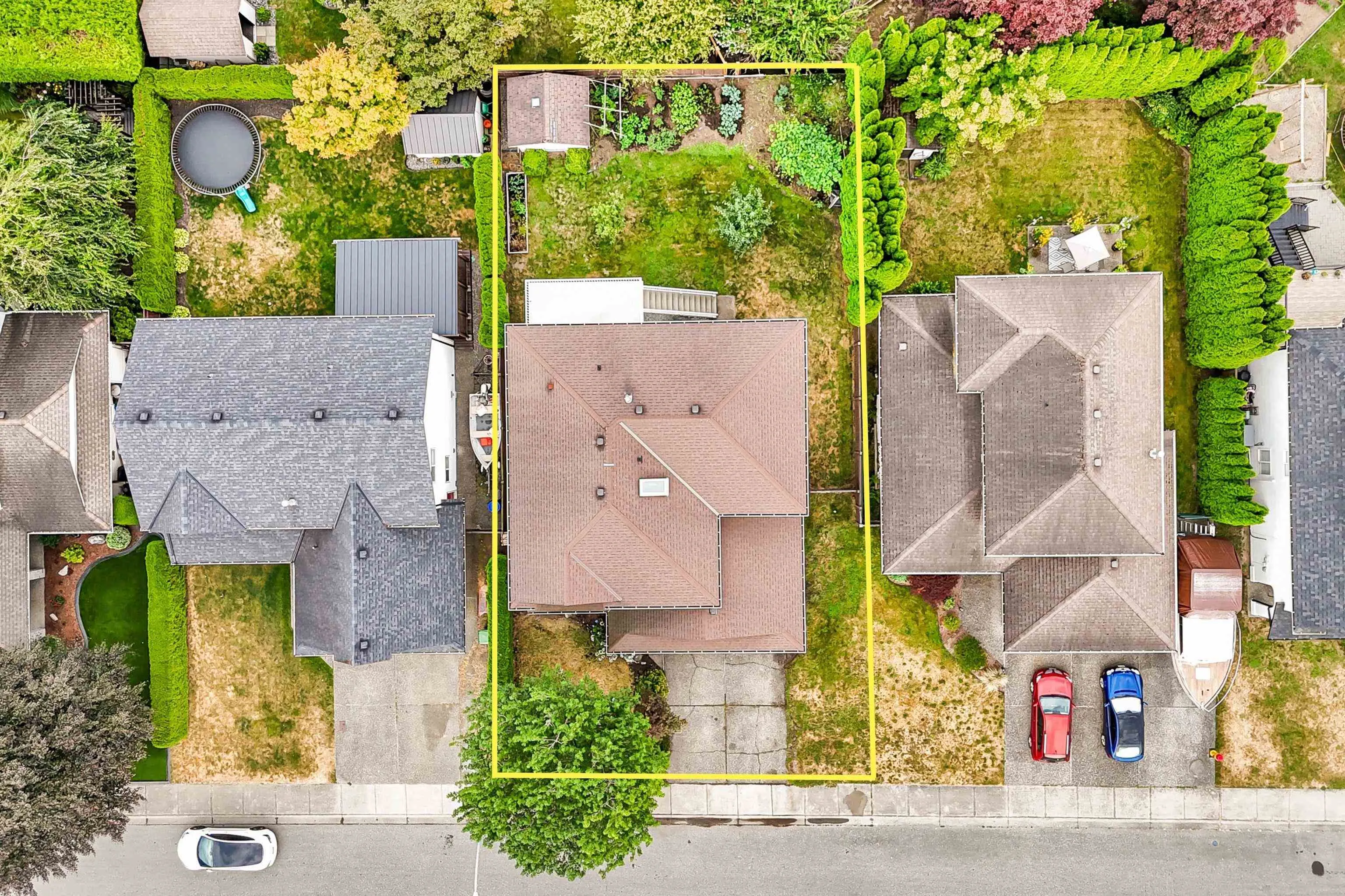 5664 Villa Rosa Place