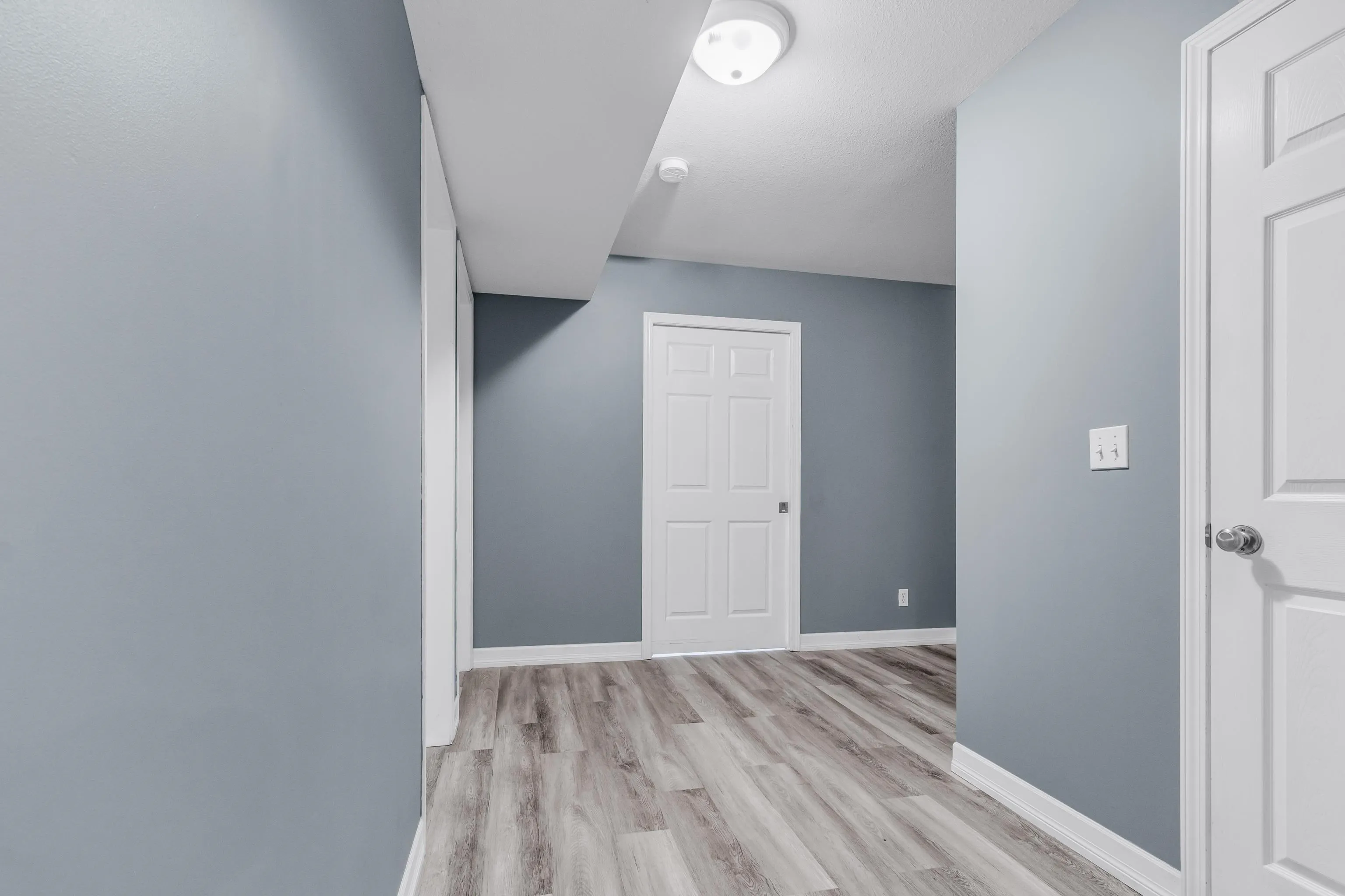 5664 Villa Rosa Place