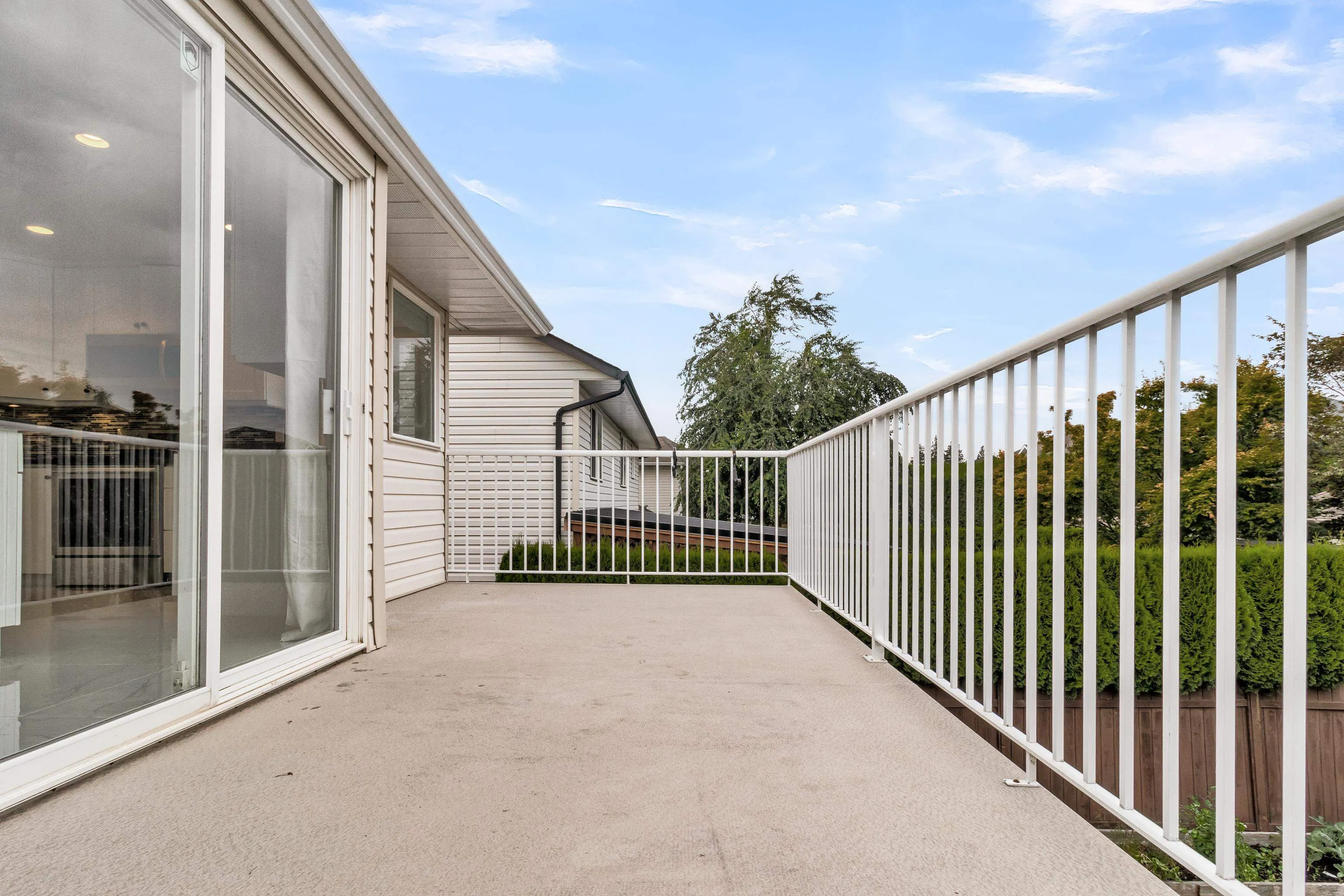 5664 Villa Rosa Place