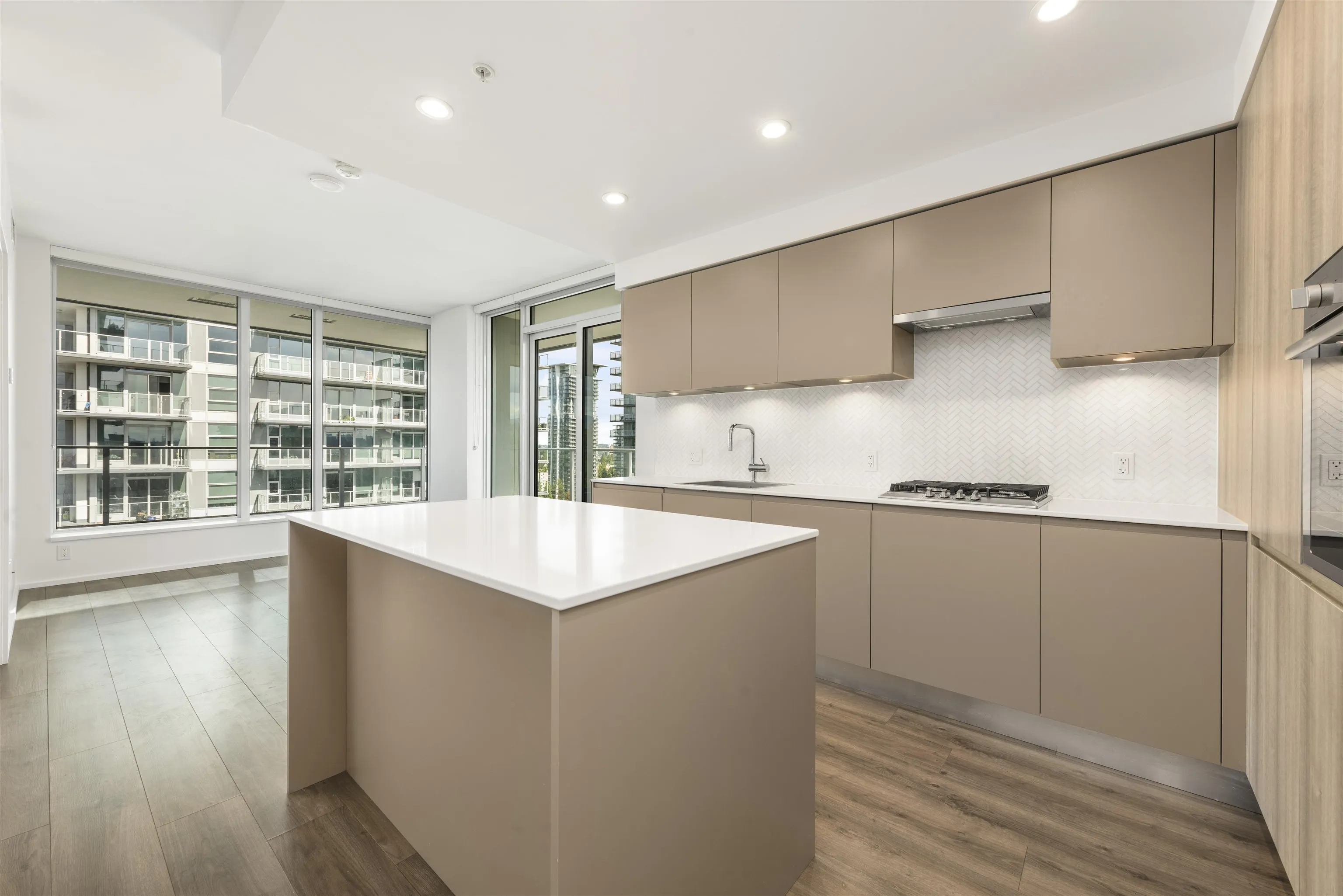 1305 3809 Evergreen Place
