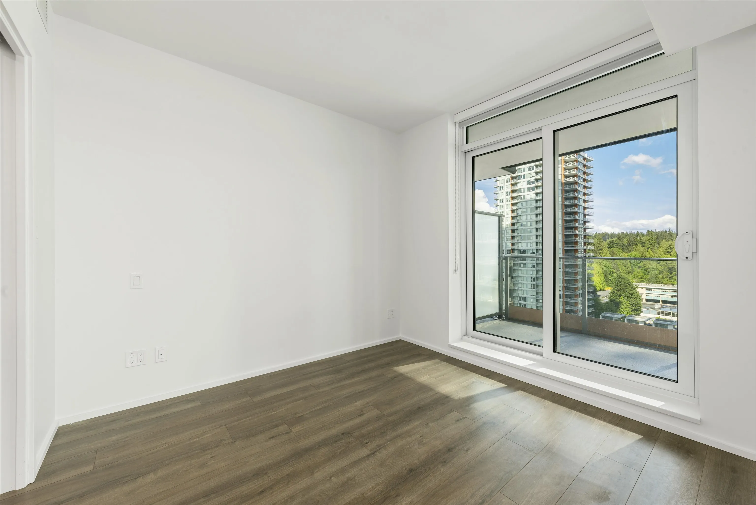 1305 3809 Evergreen Place