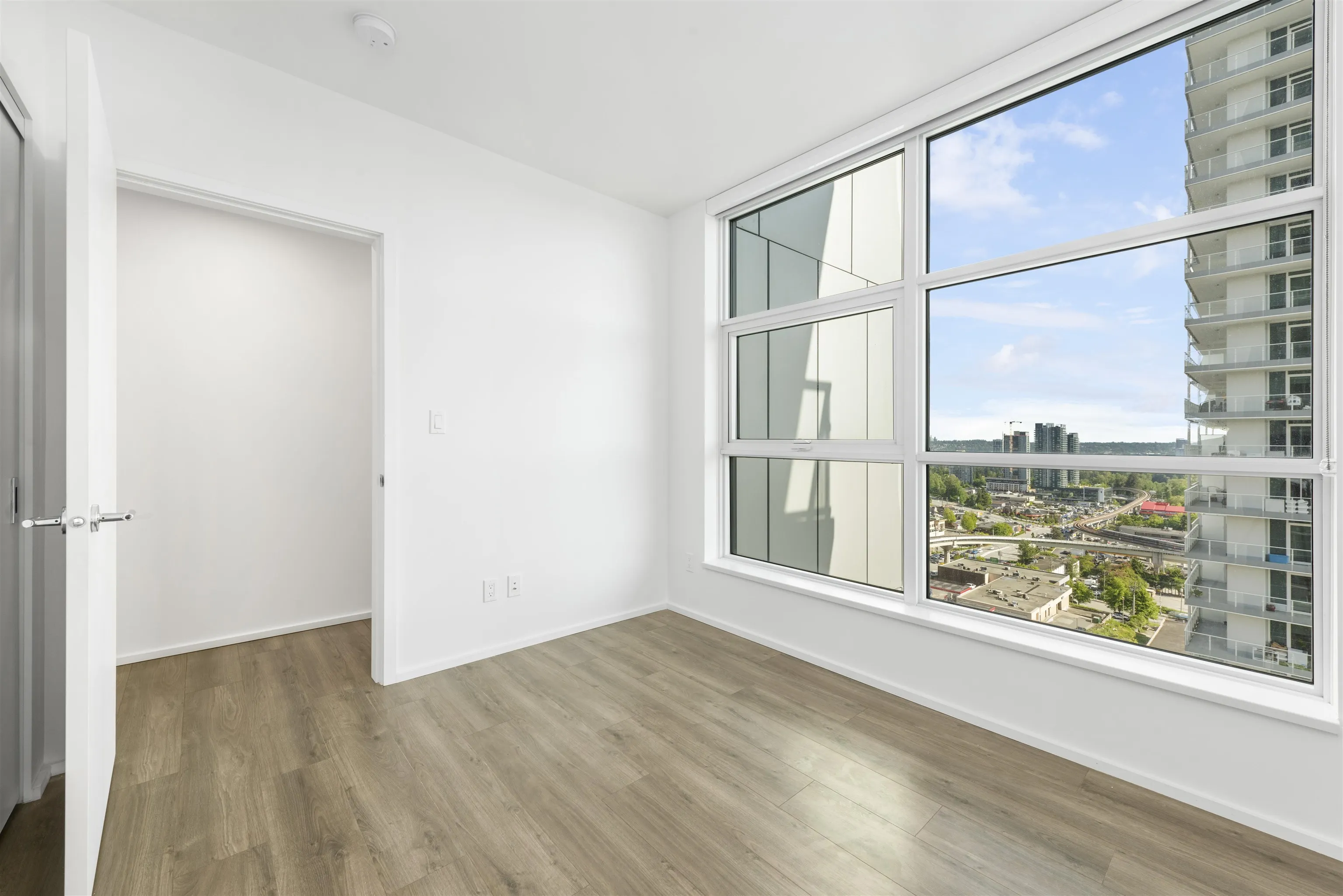 1305 3809 Evergreen Place