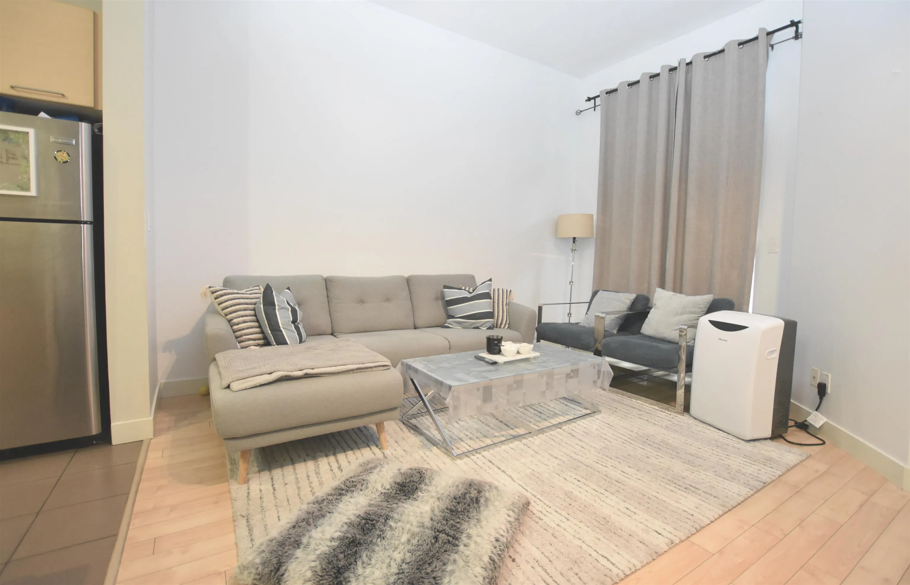401 10822 City Parkway