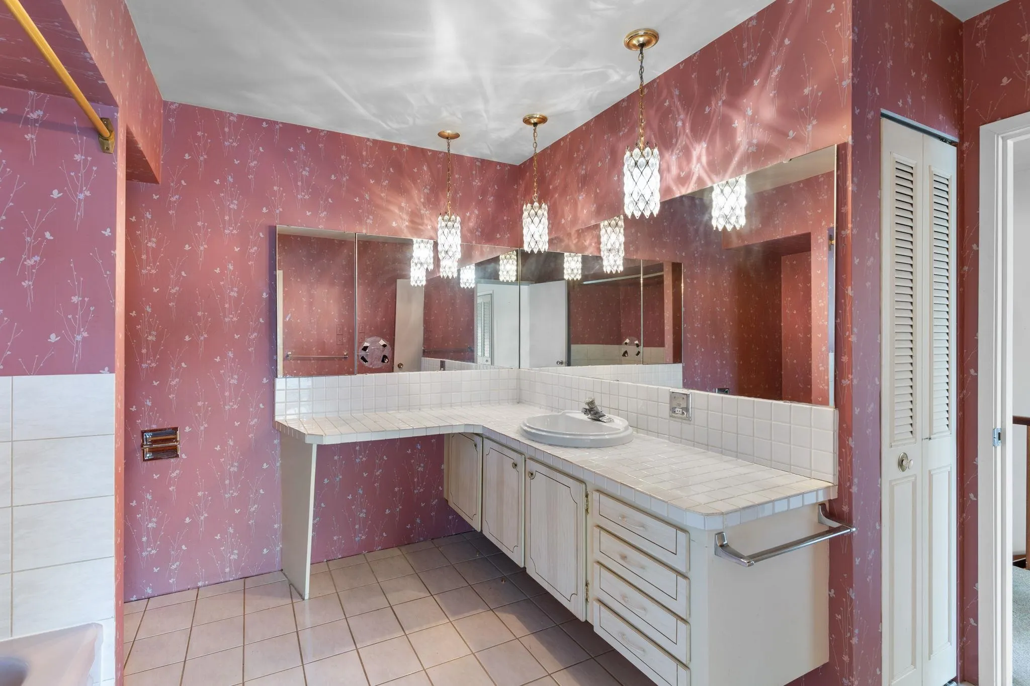 1208 Alderside Road
