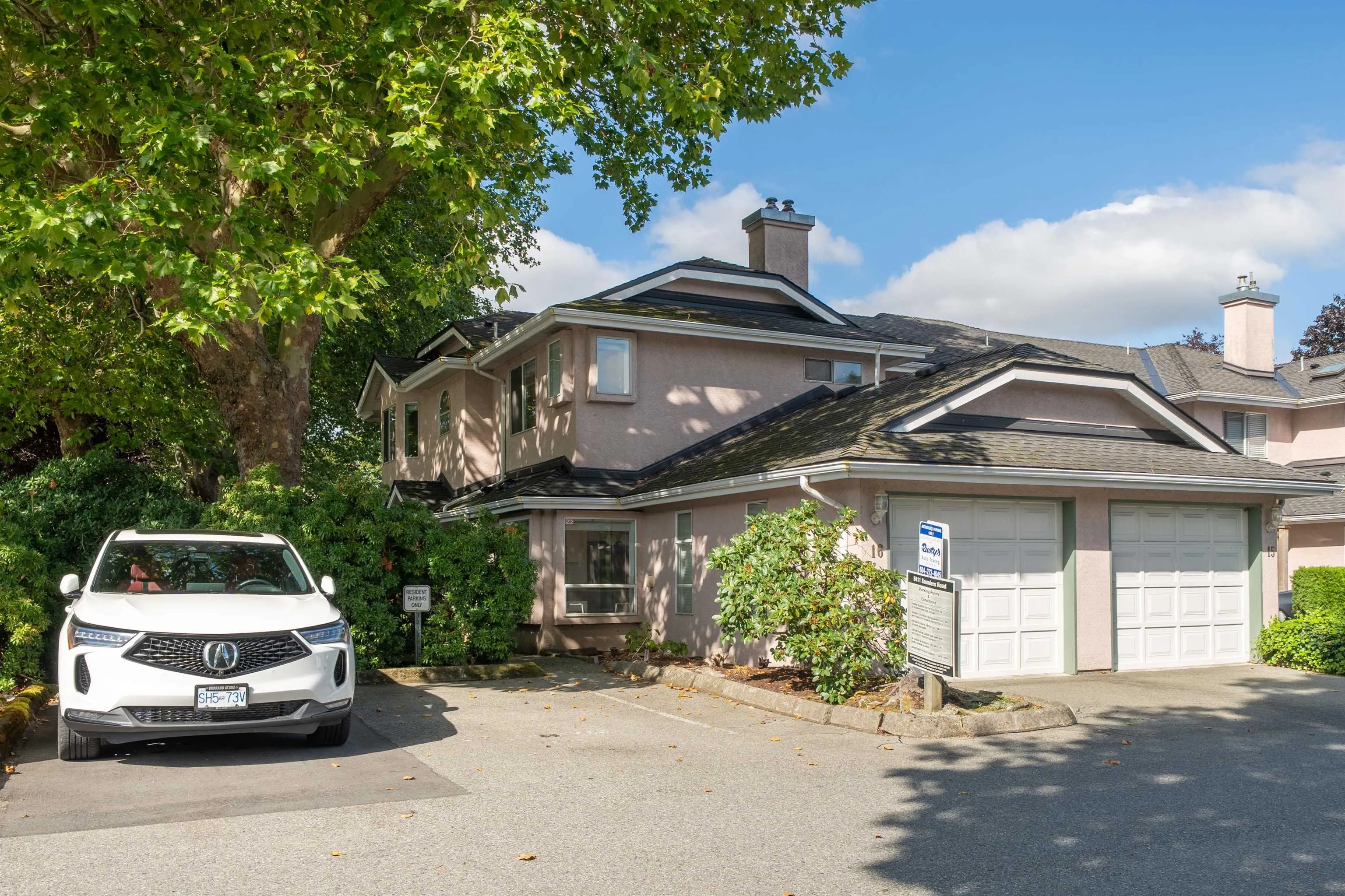 16 8411 Saunders Road