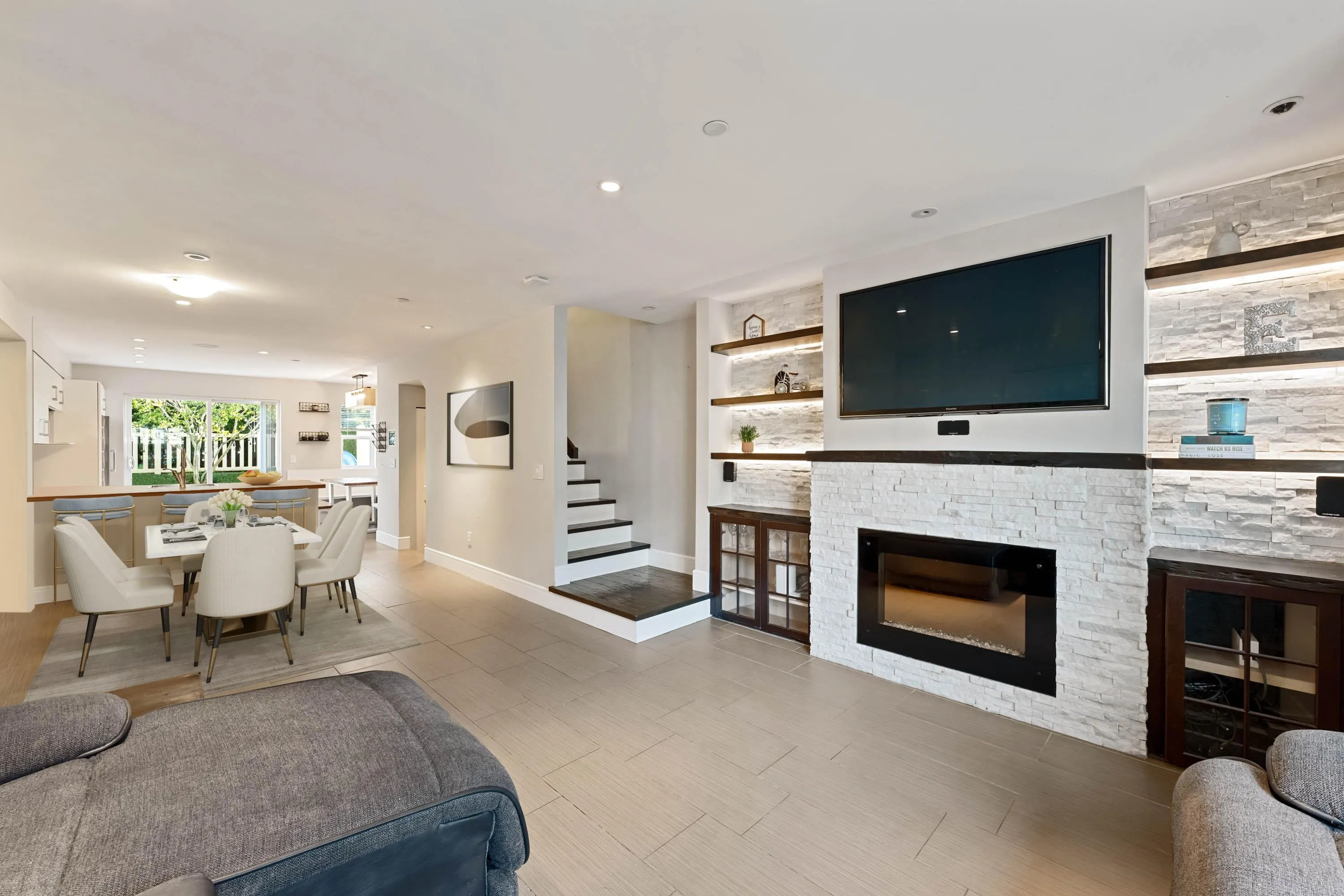 90 20875 80 Avenue