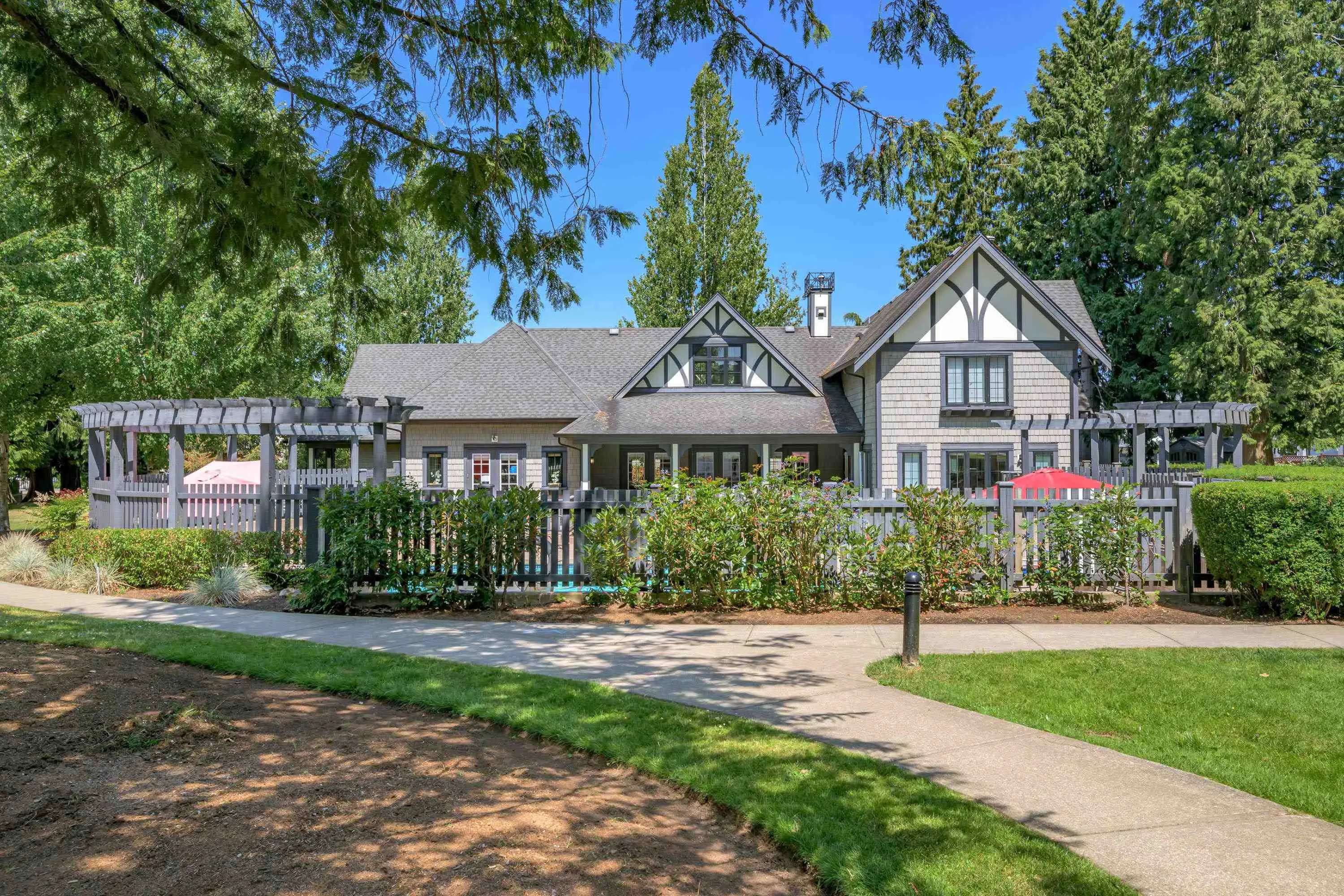 90 20875 80 Avenue