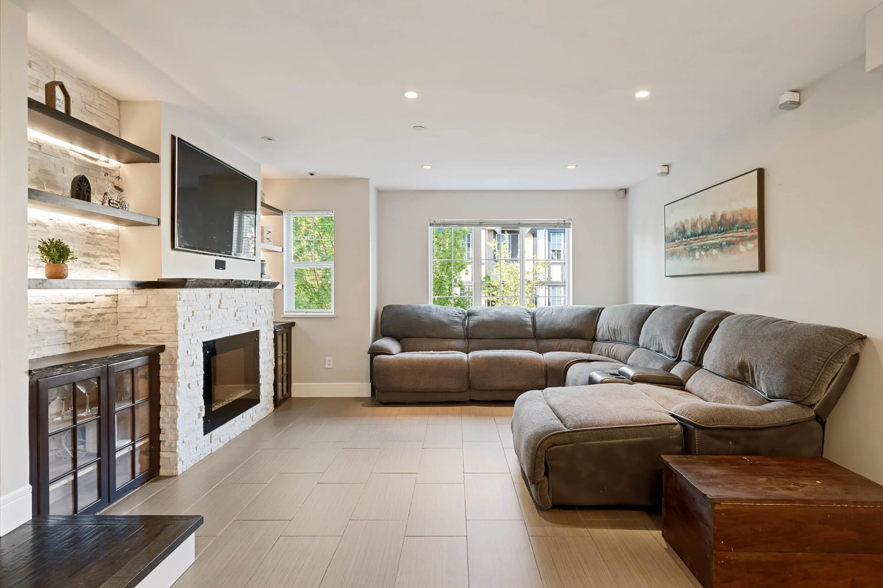 90 20875 80 Avenue