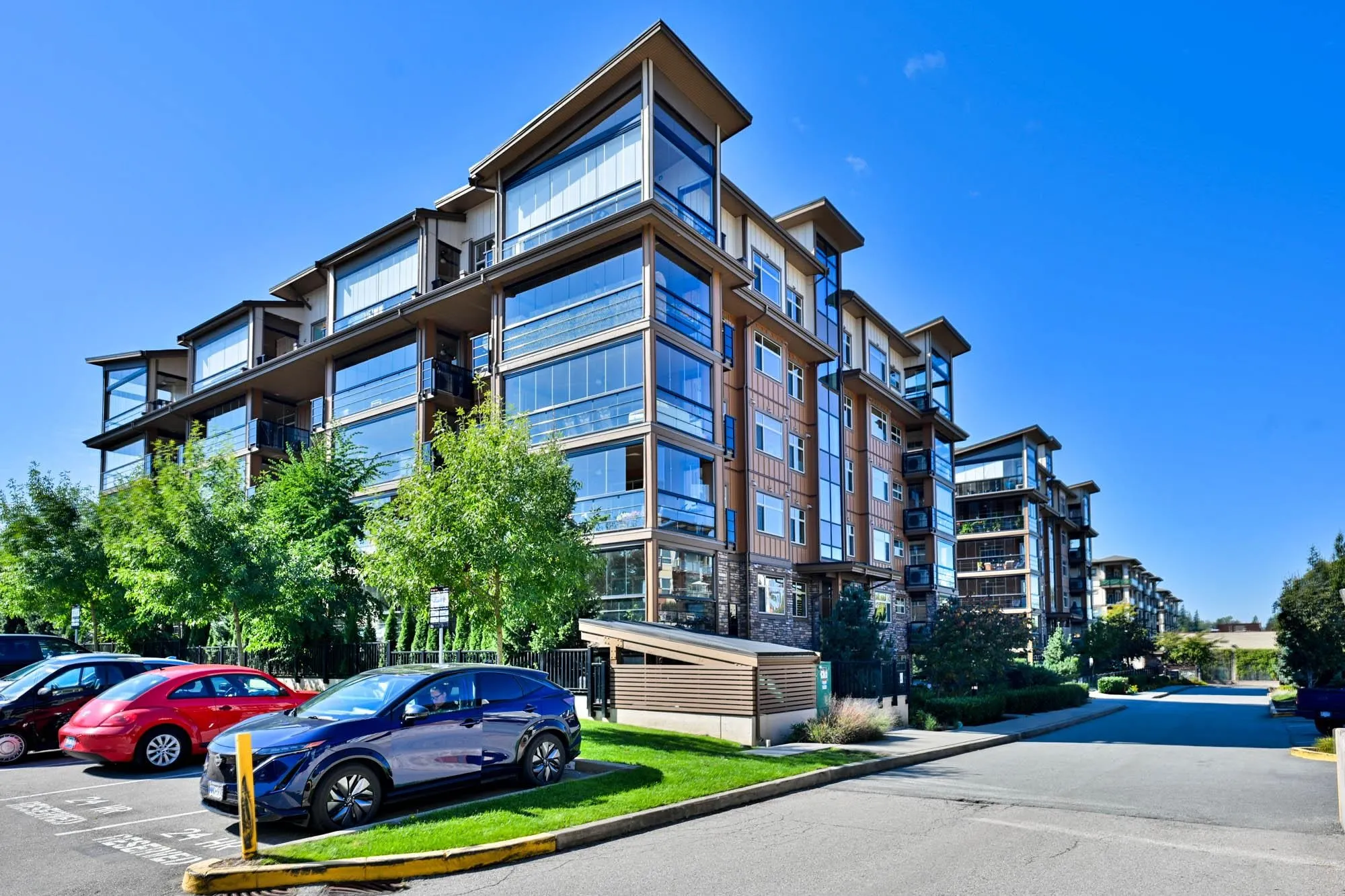 B222 20716 Willoughby Town Center Drive
