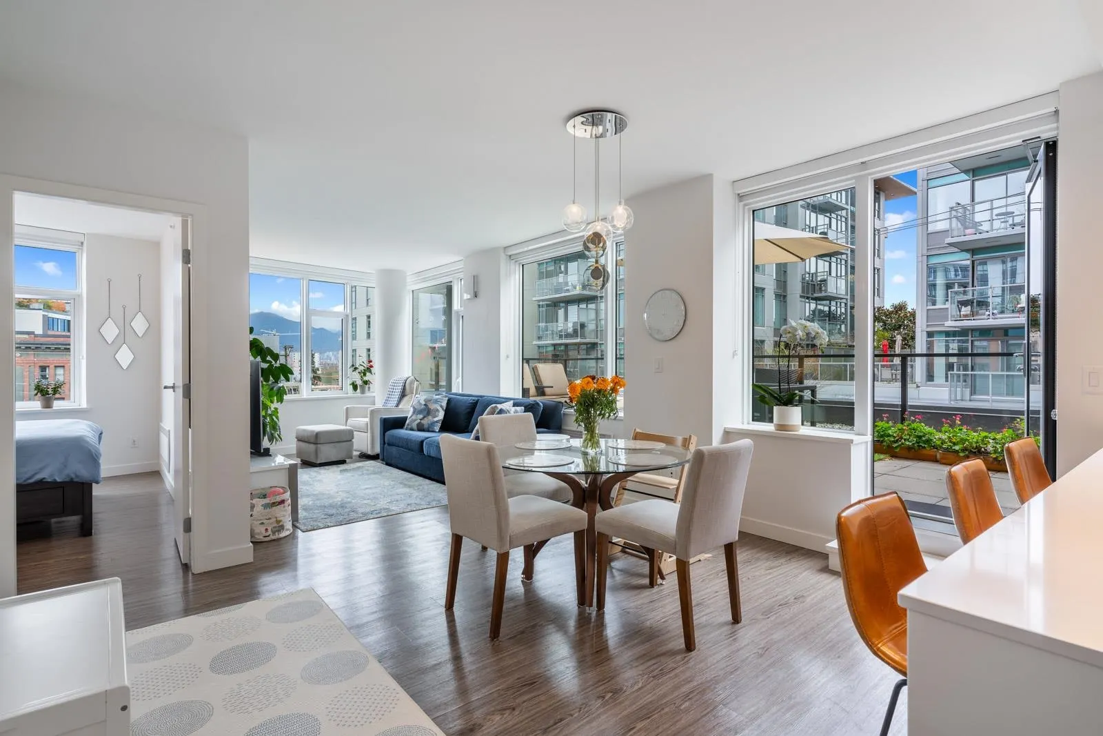 306 209 E 7th Avenue