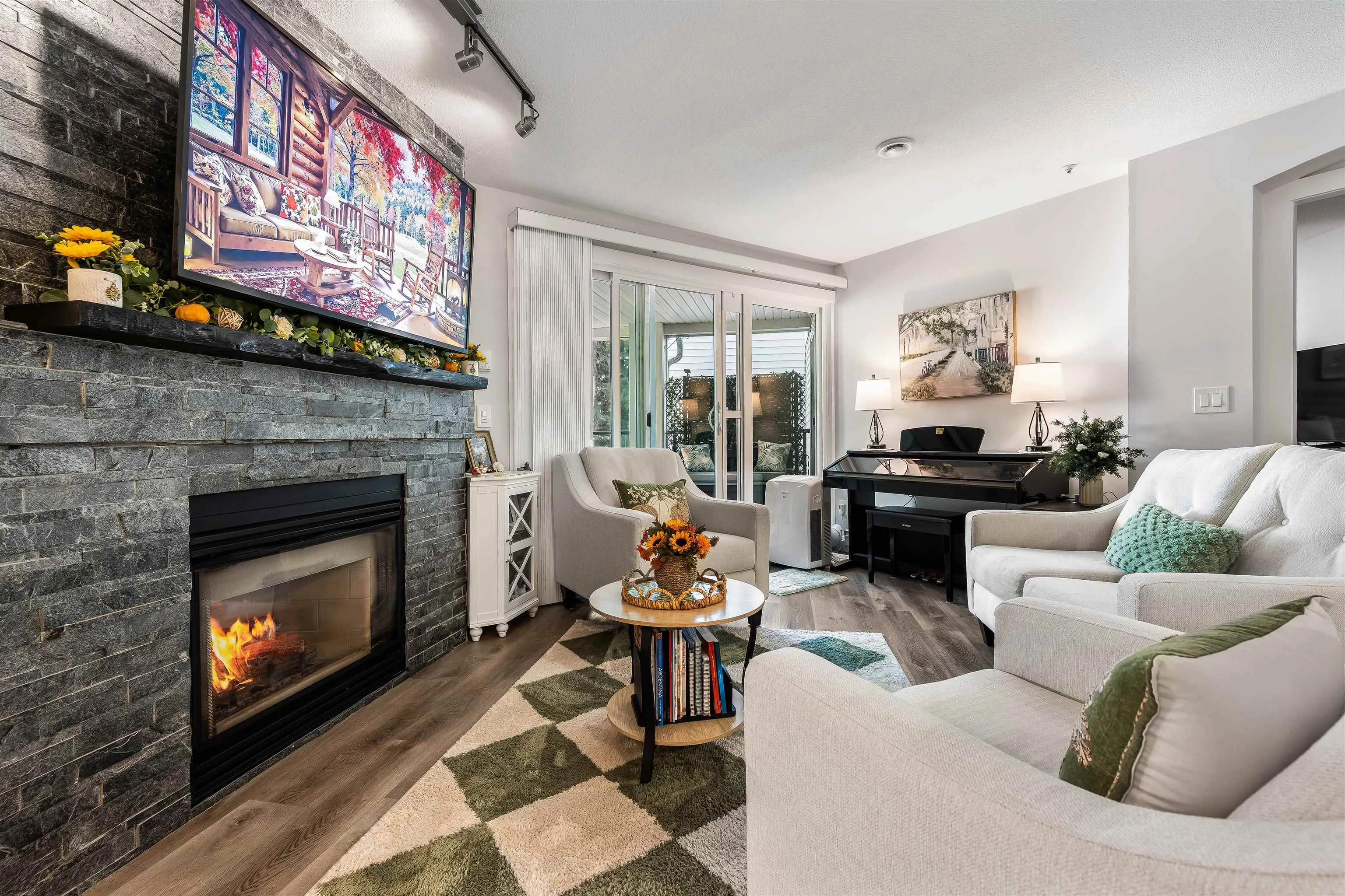 210 20976 56 Avenue