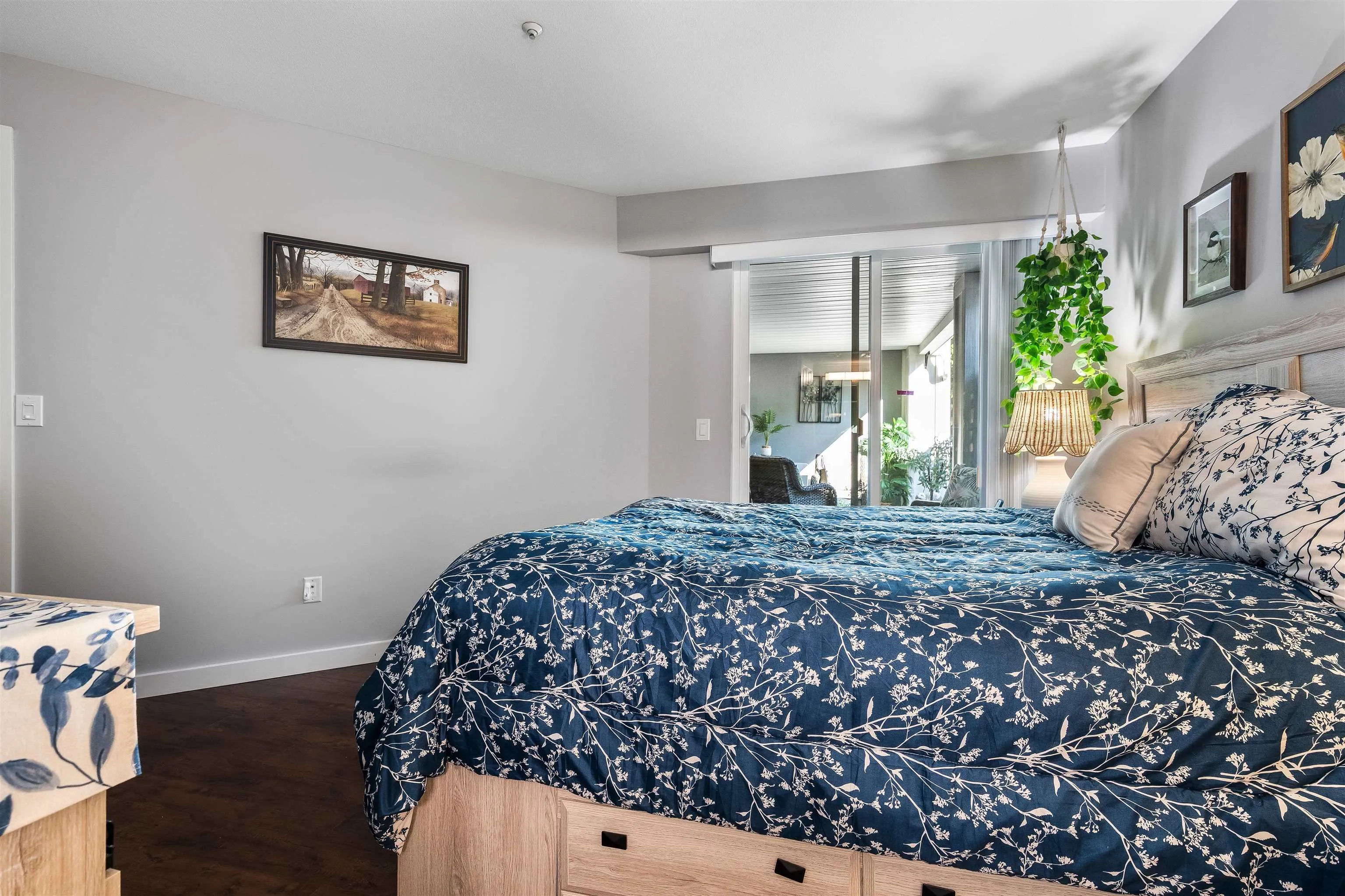 210 20976 56 Avenue