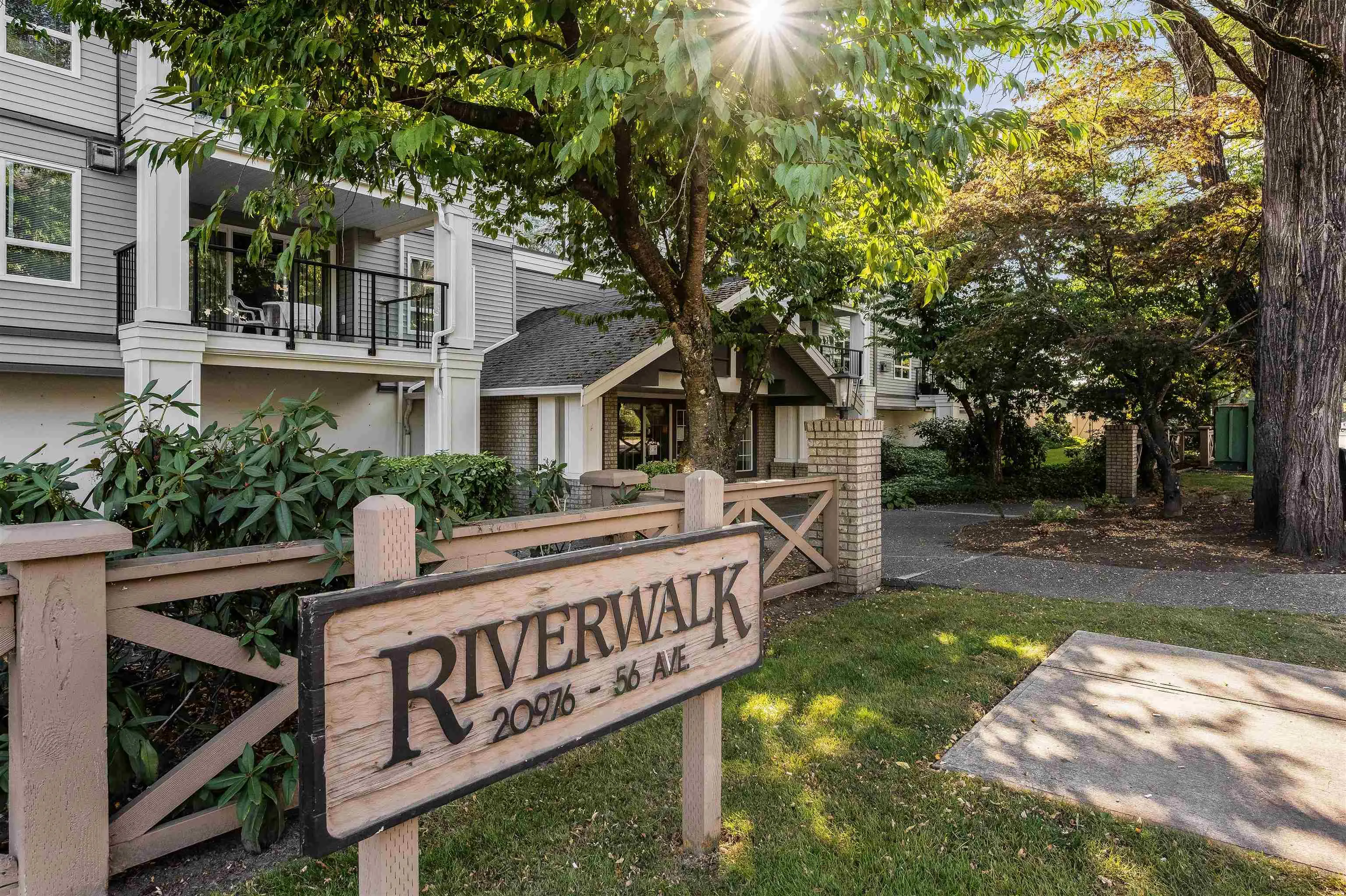 210 20976 56 Avenue