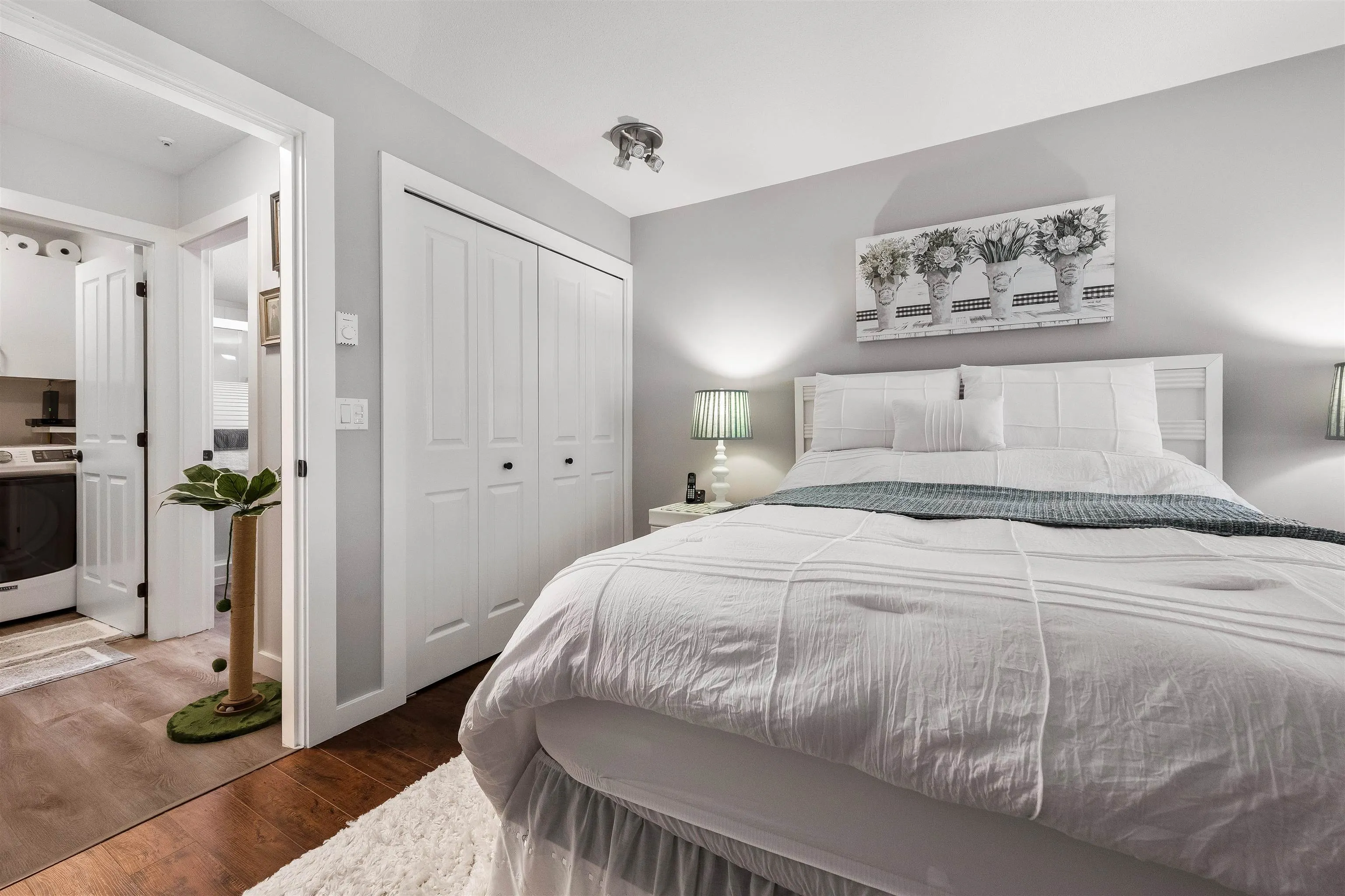210 20976 56 Avenue