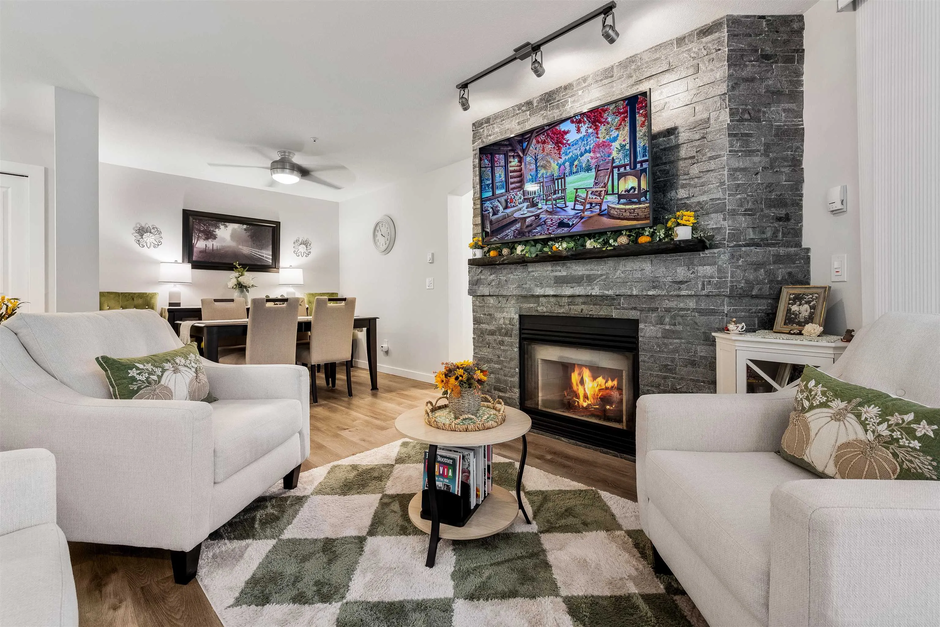 210 20976 56 Avenue