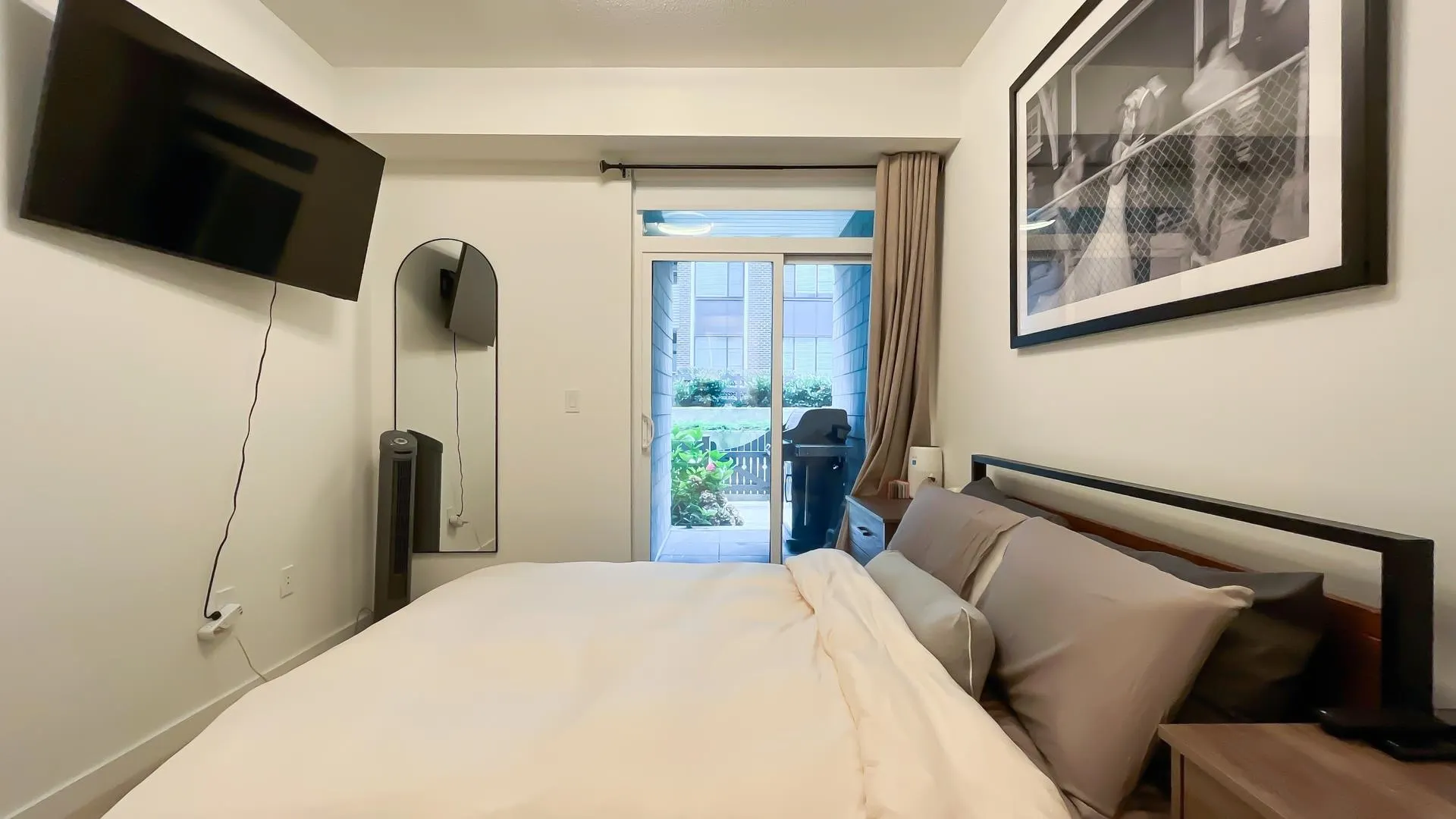 105 15825 85 Avenue