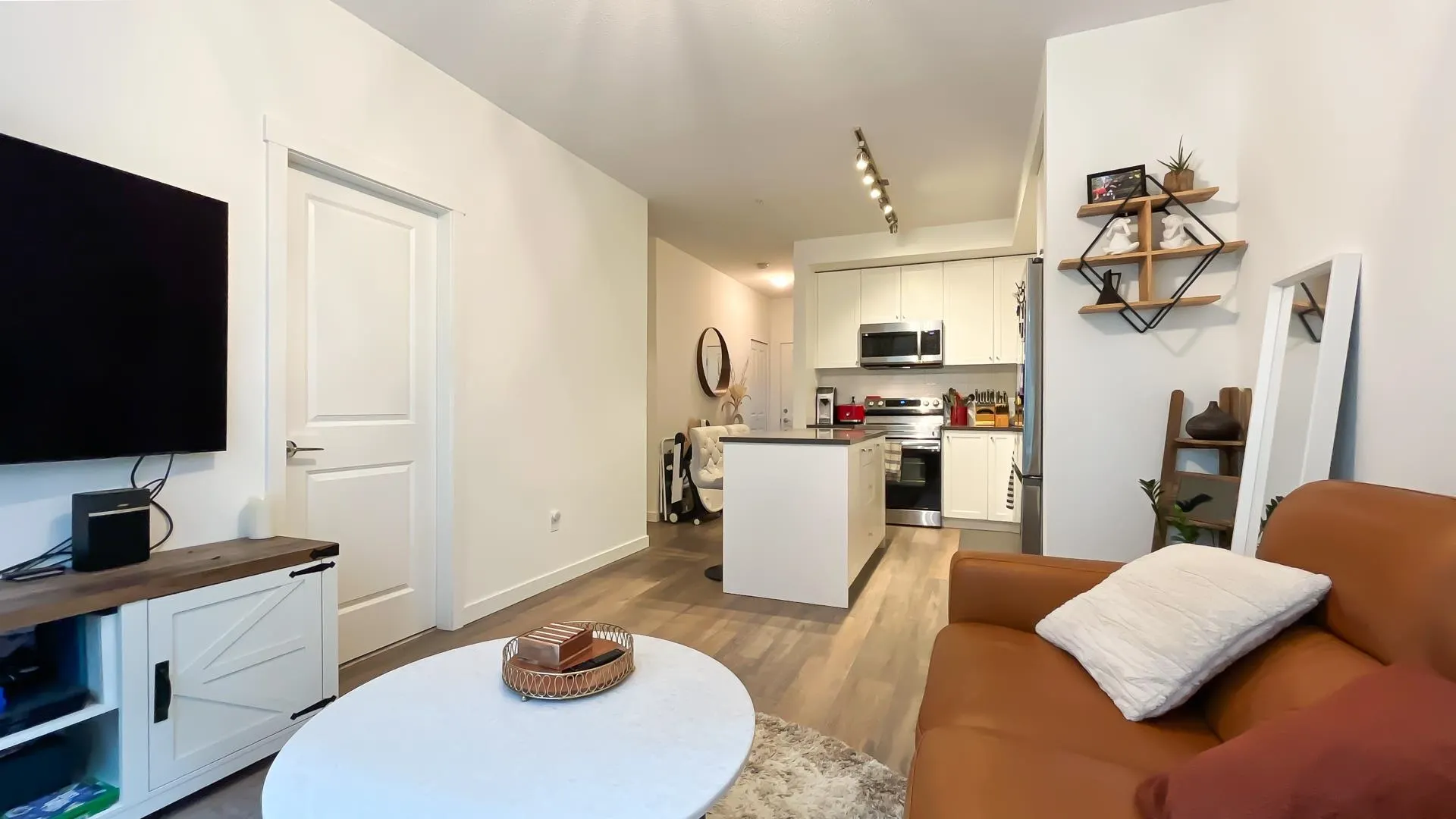 105 15825 85 Avenue