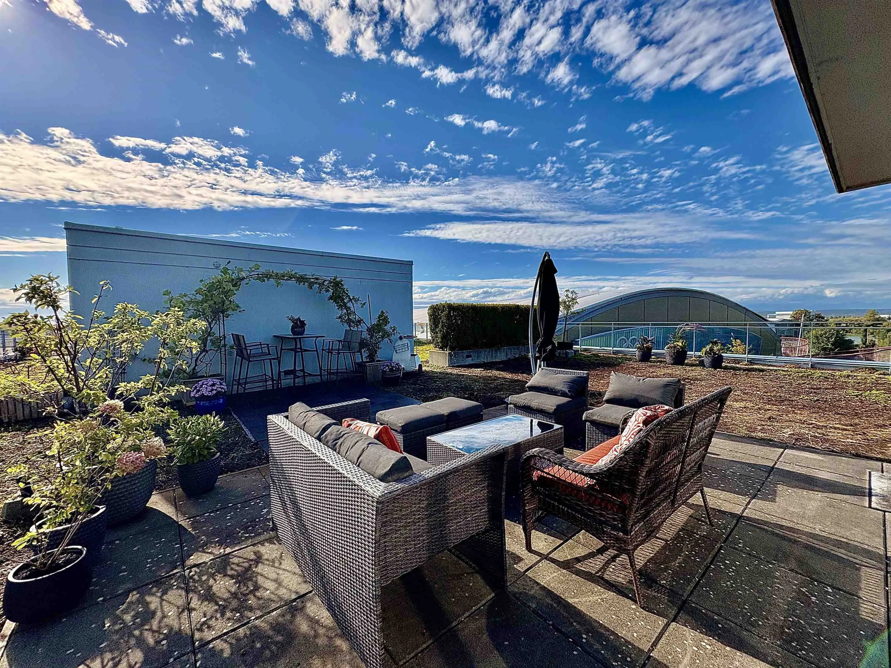 6003 5511 Hollybridge Way