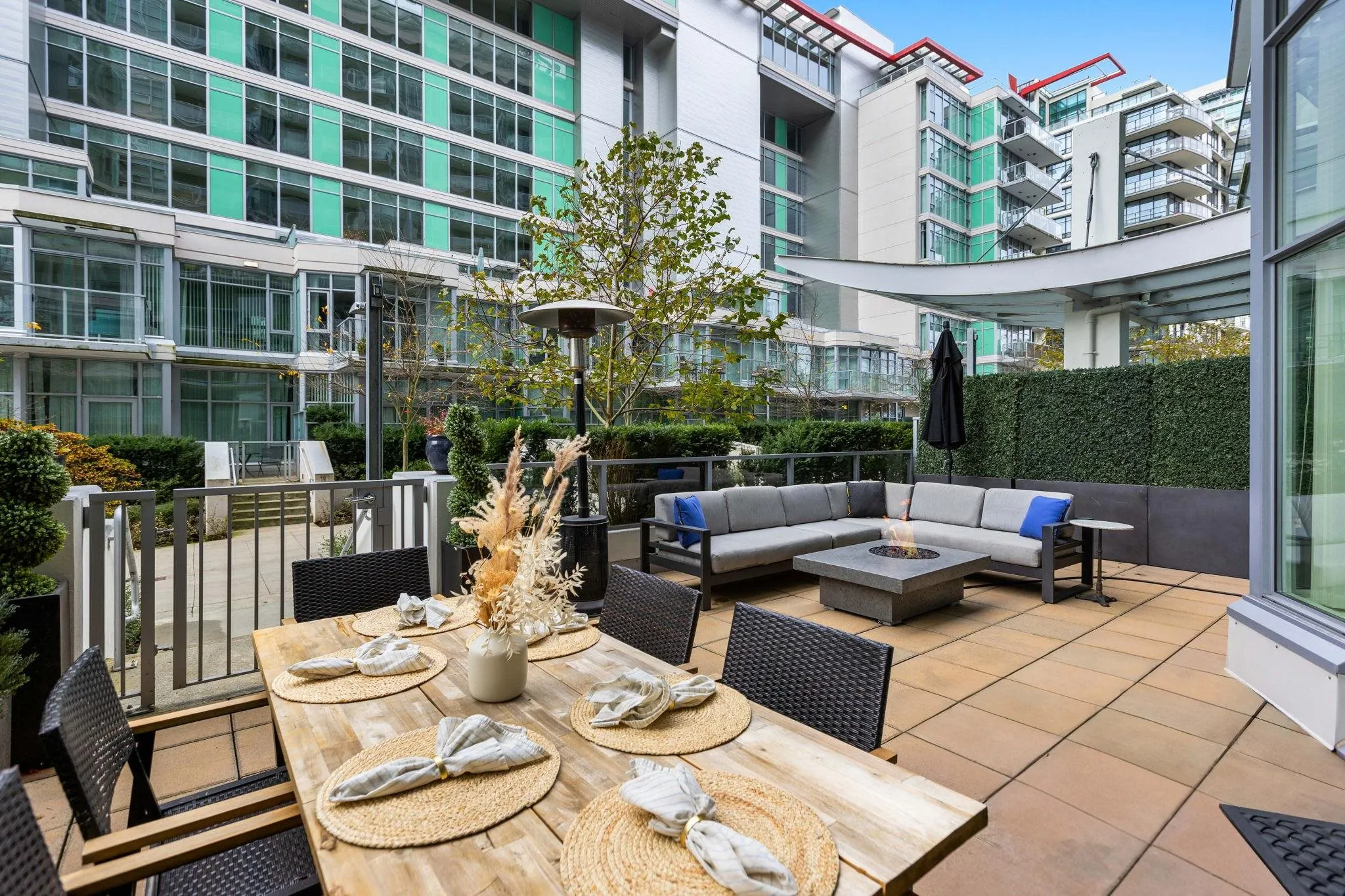 104 199 Victory Ship Way