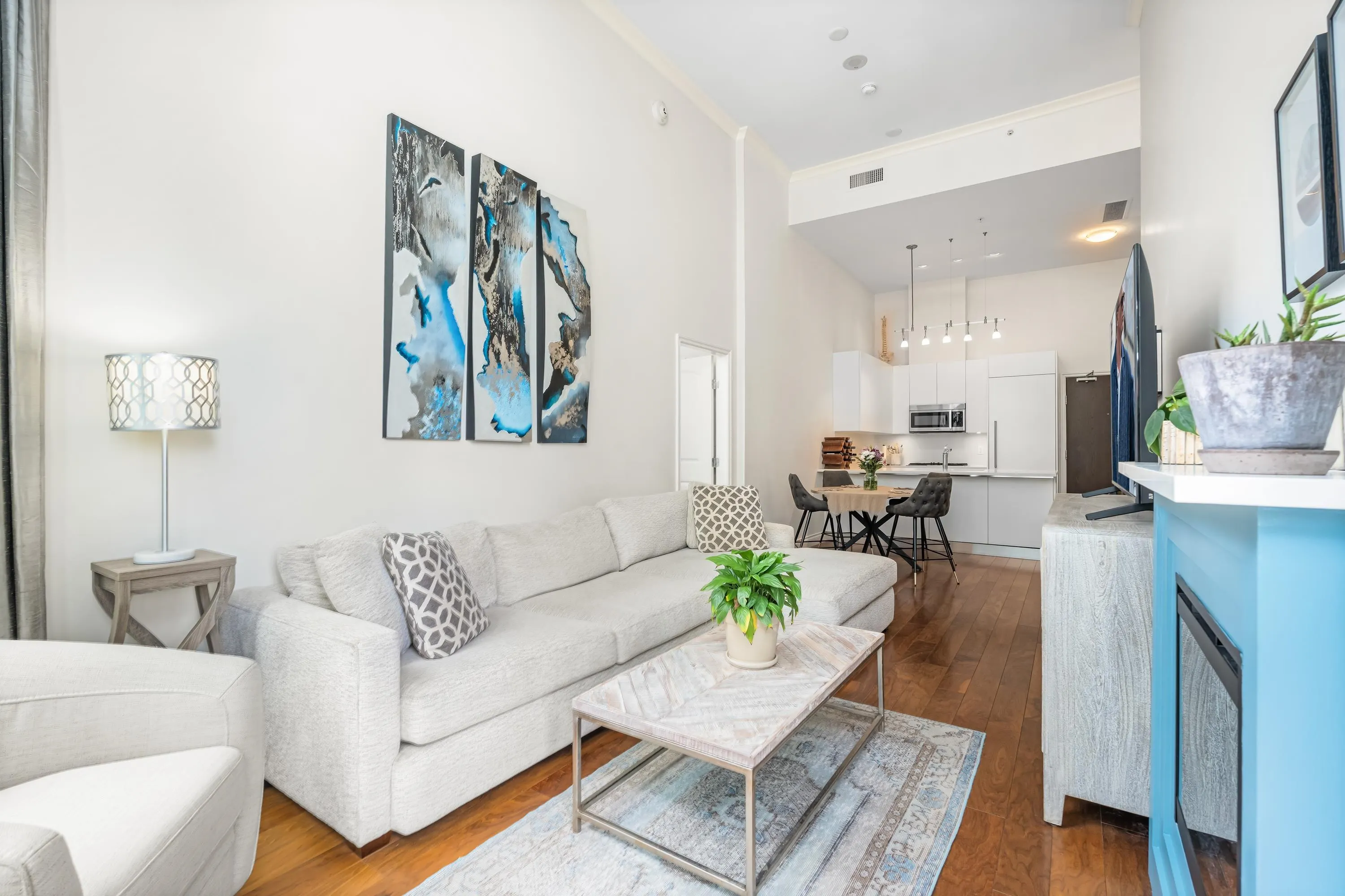 104 199 Victory Ship Way