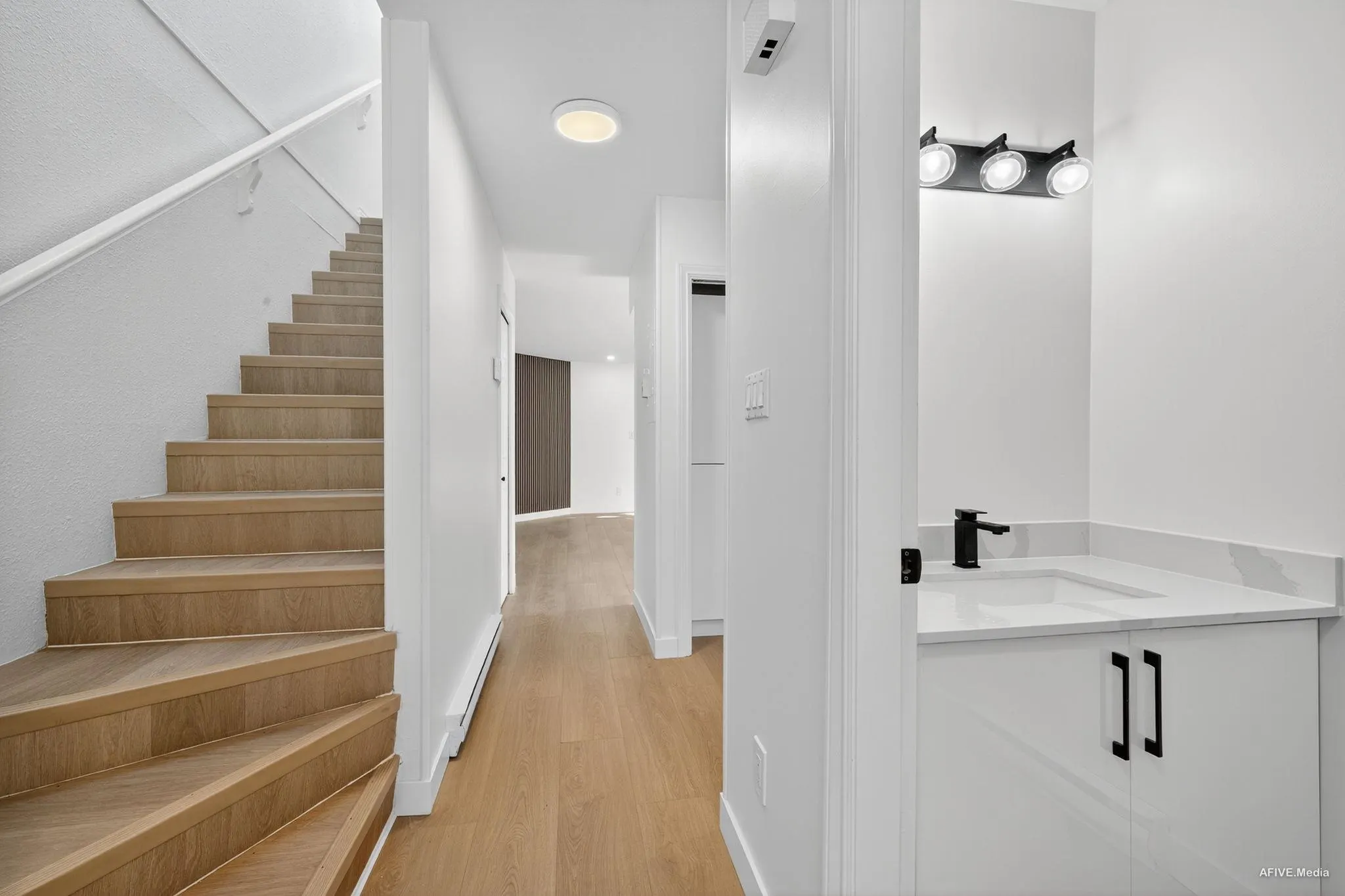 35 6100 Tiffany Boulevard