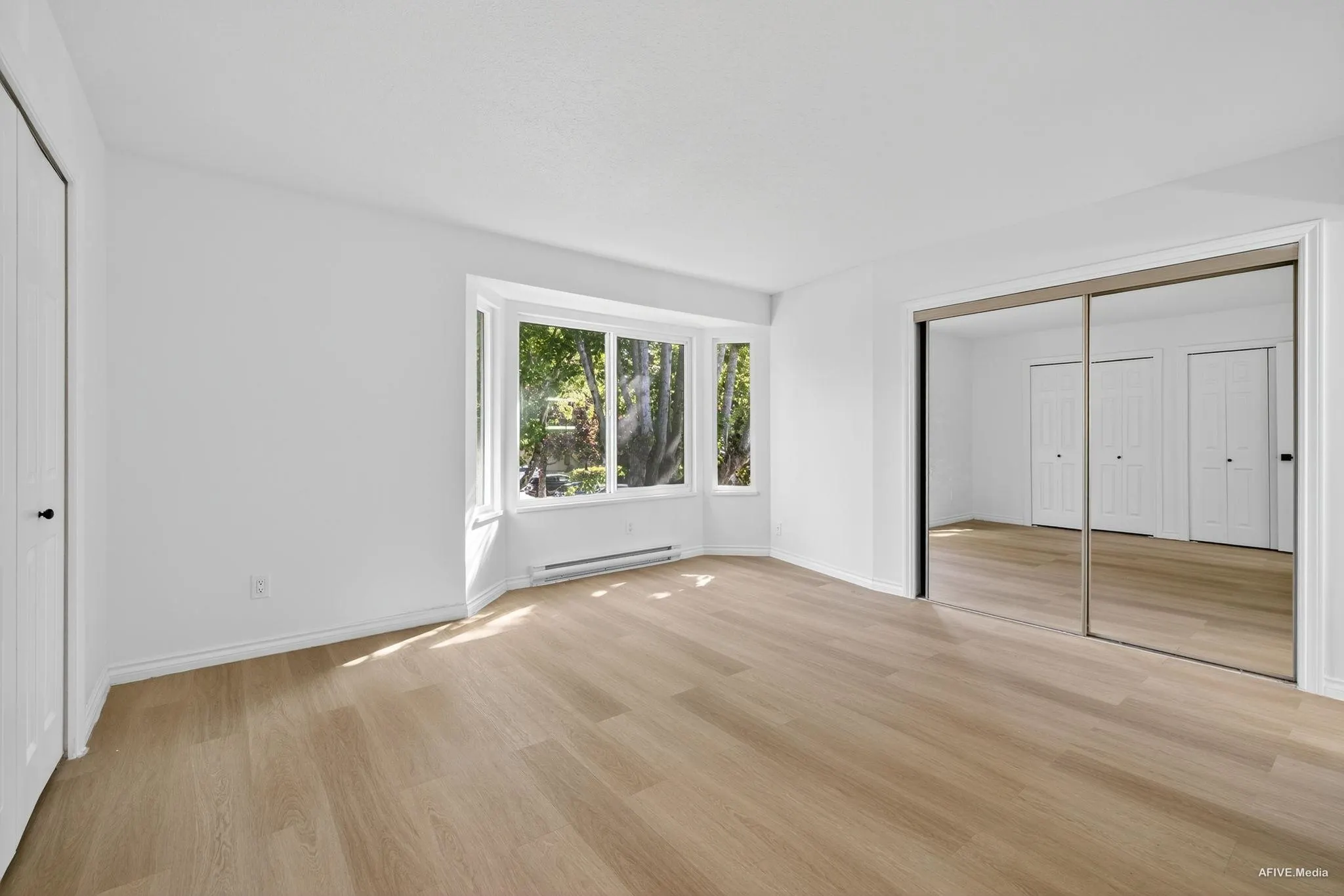 35 6100 Tiffany Boulevard