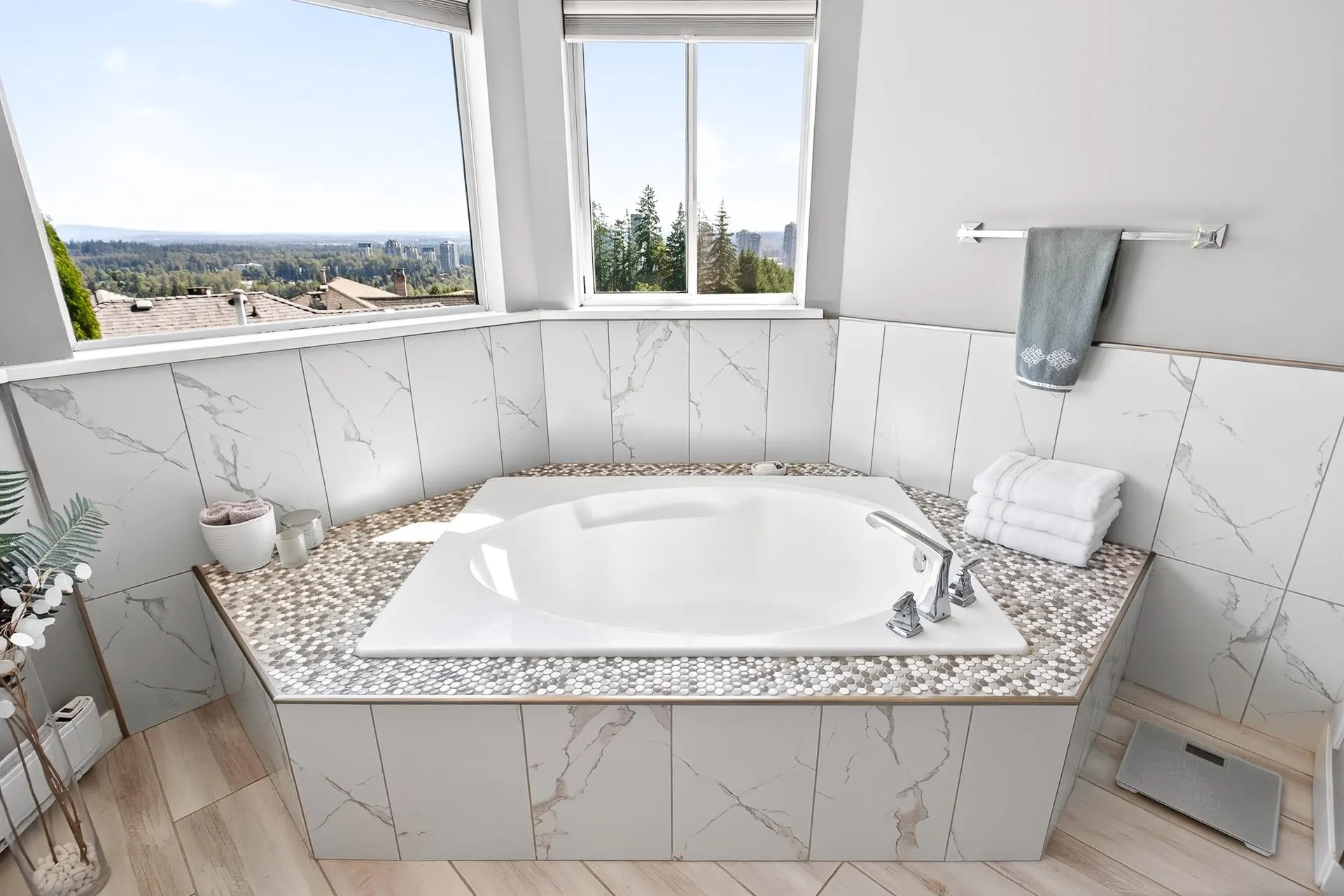 1347 Napier Place
