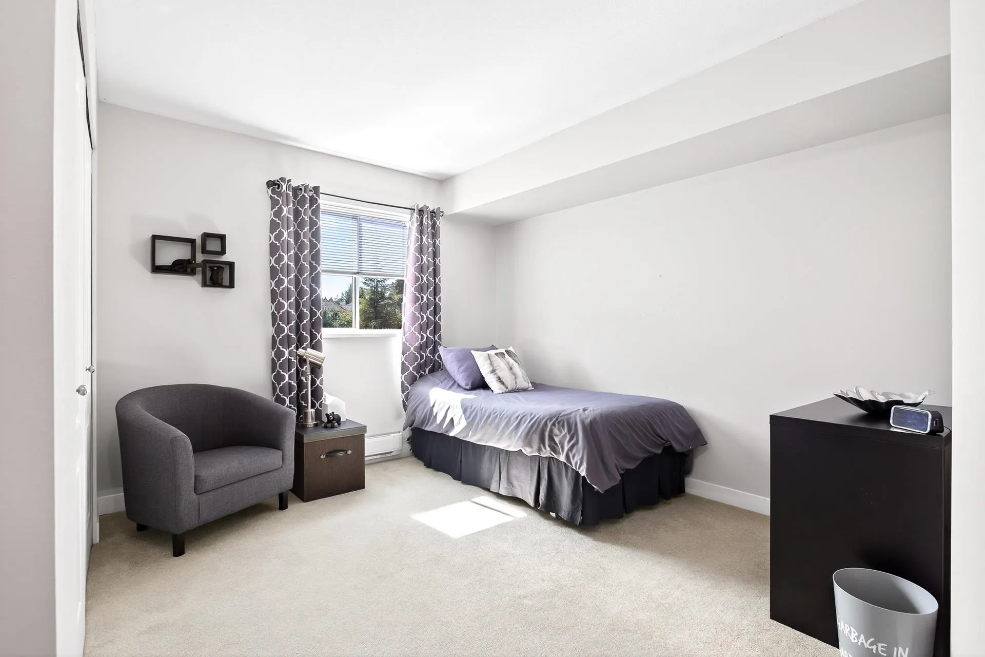 1347 Napier Place