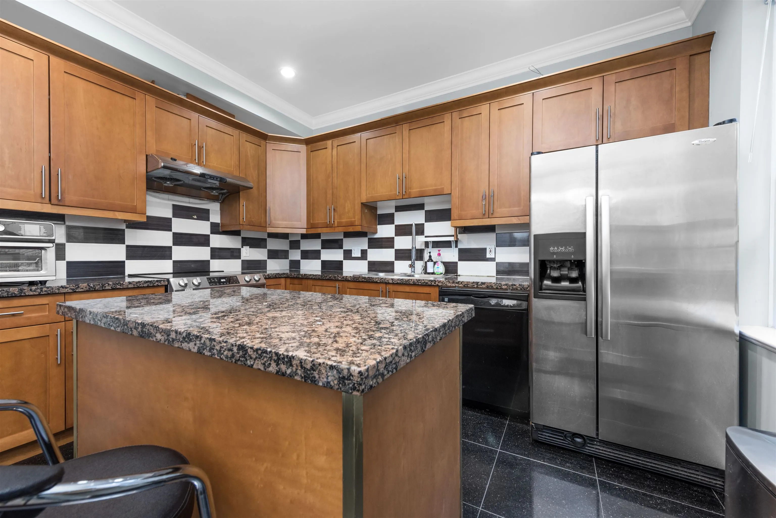 16 22788 Westminster Highway