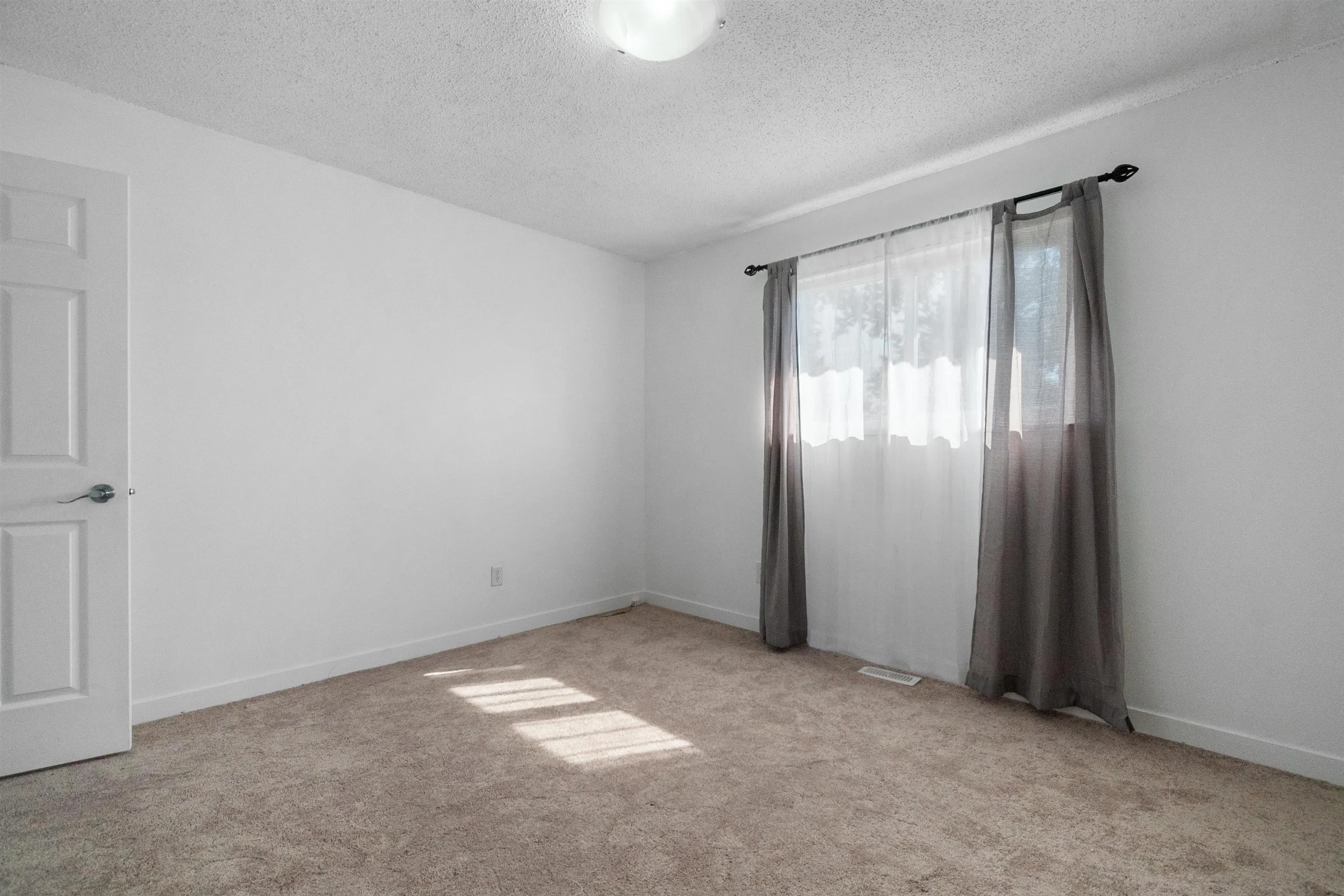 46744 Auburn Place