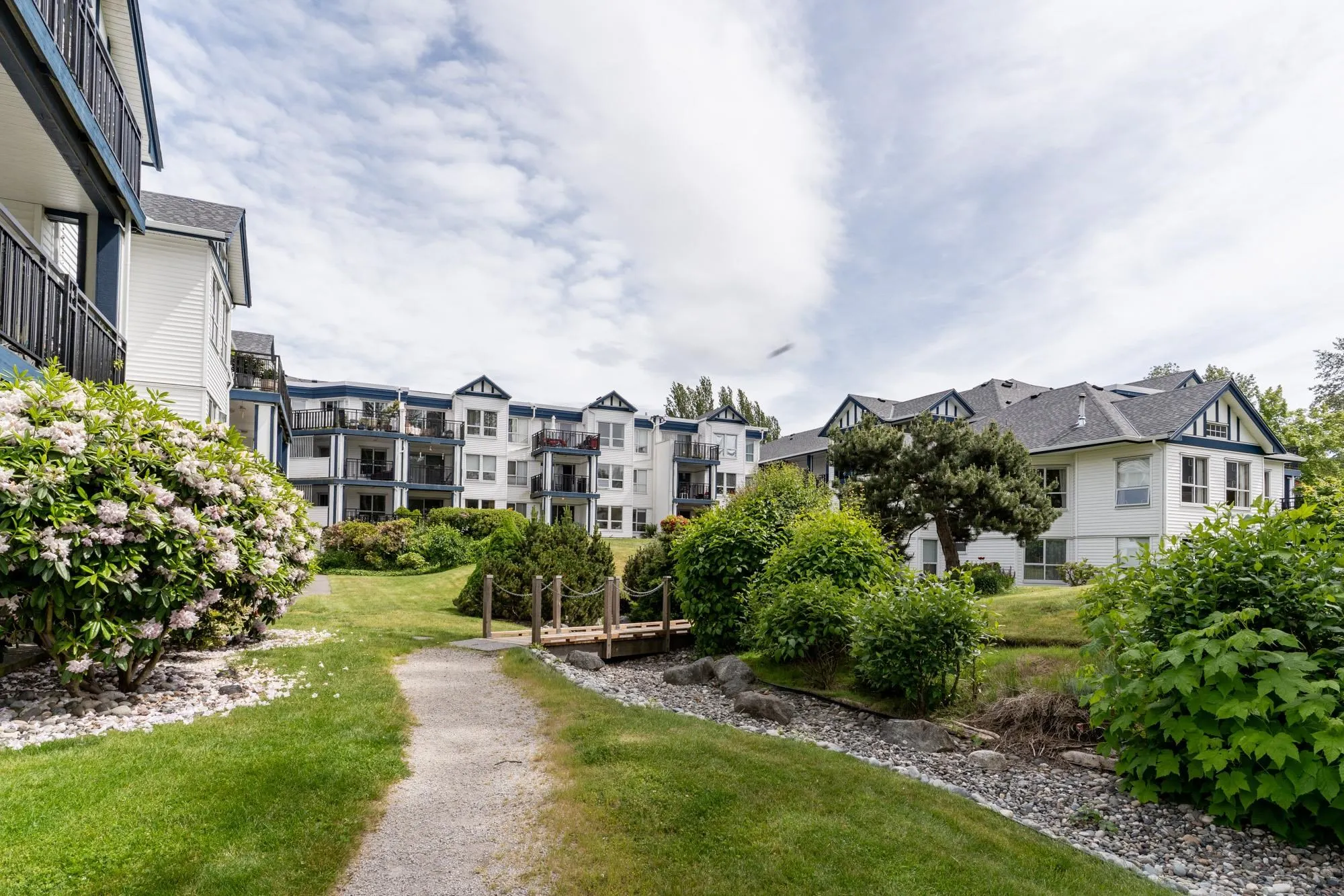 306 4955 River Road