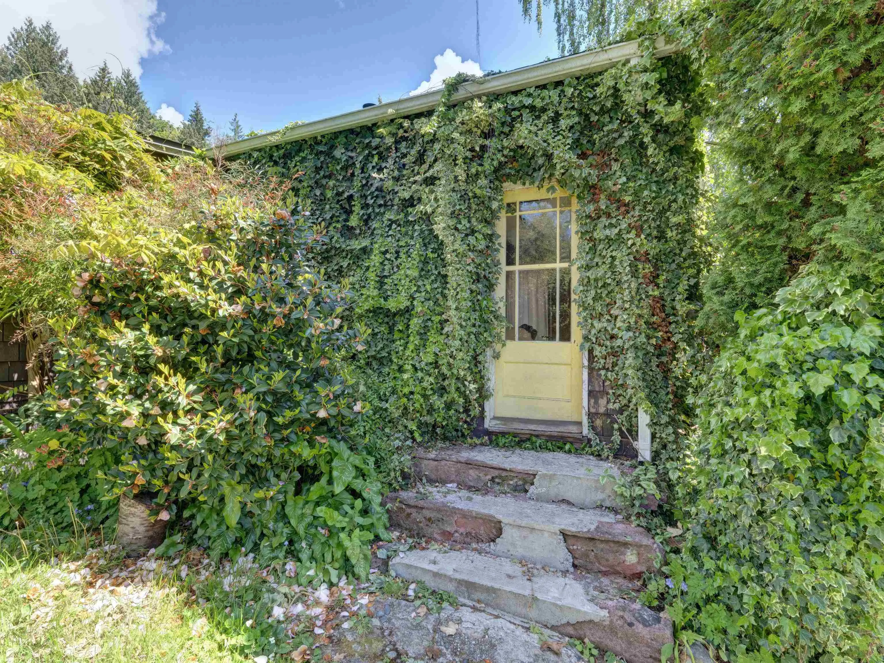 2602 Lower Road