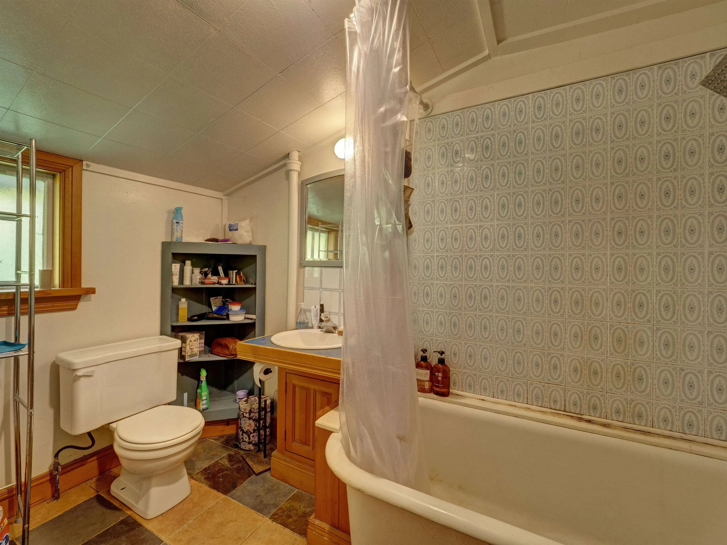 2602 Lower Road