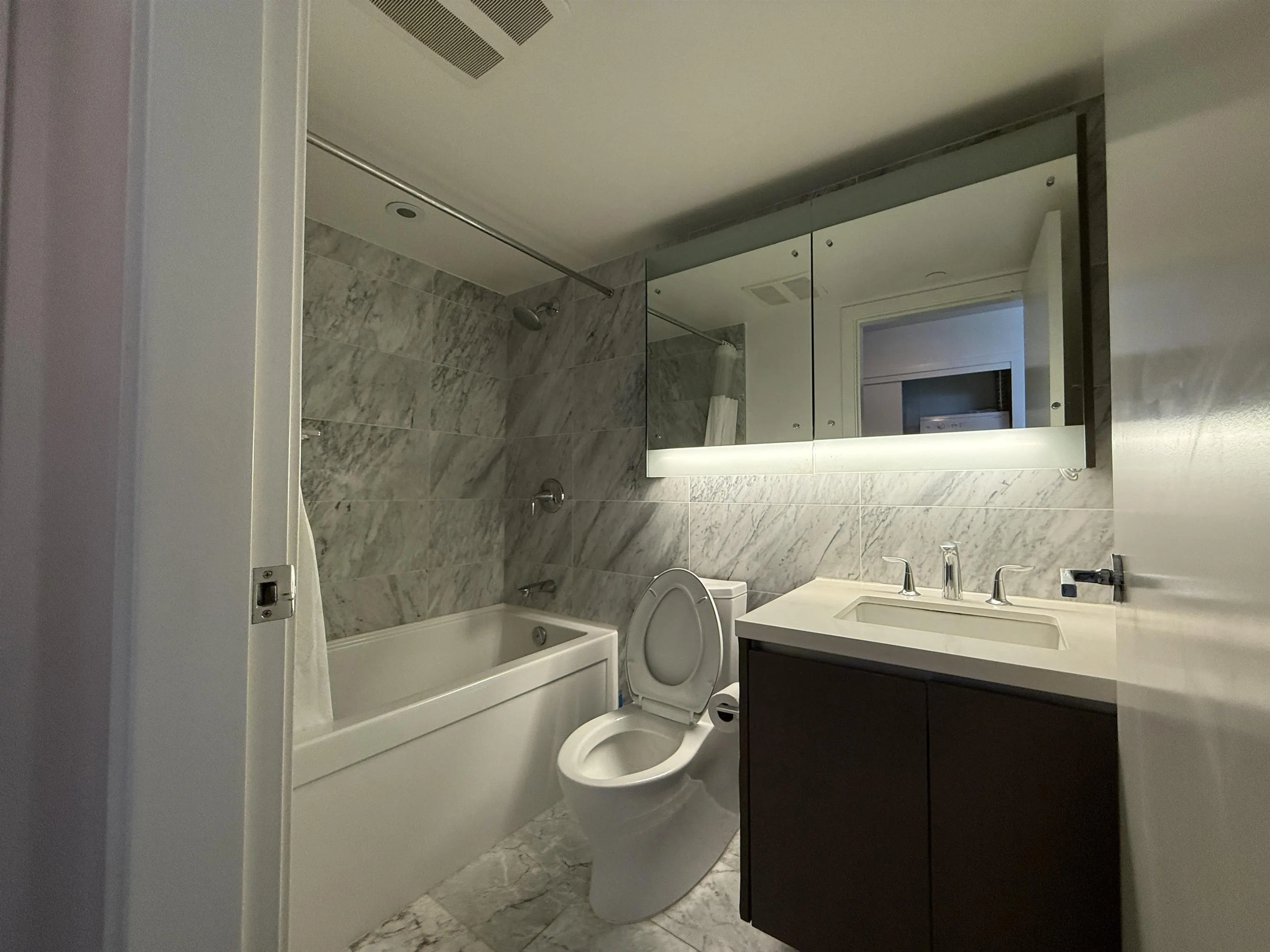 2915 13750 100 Avenue