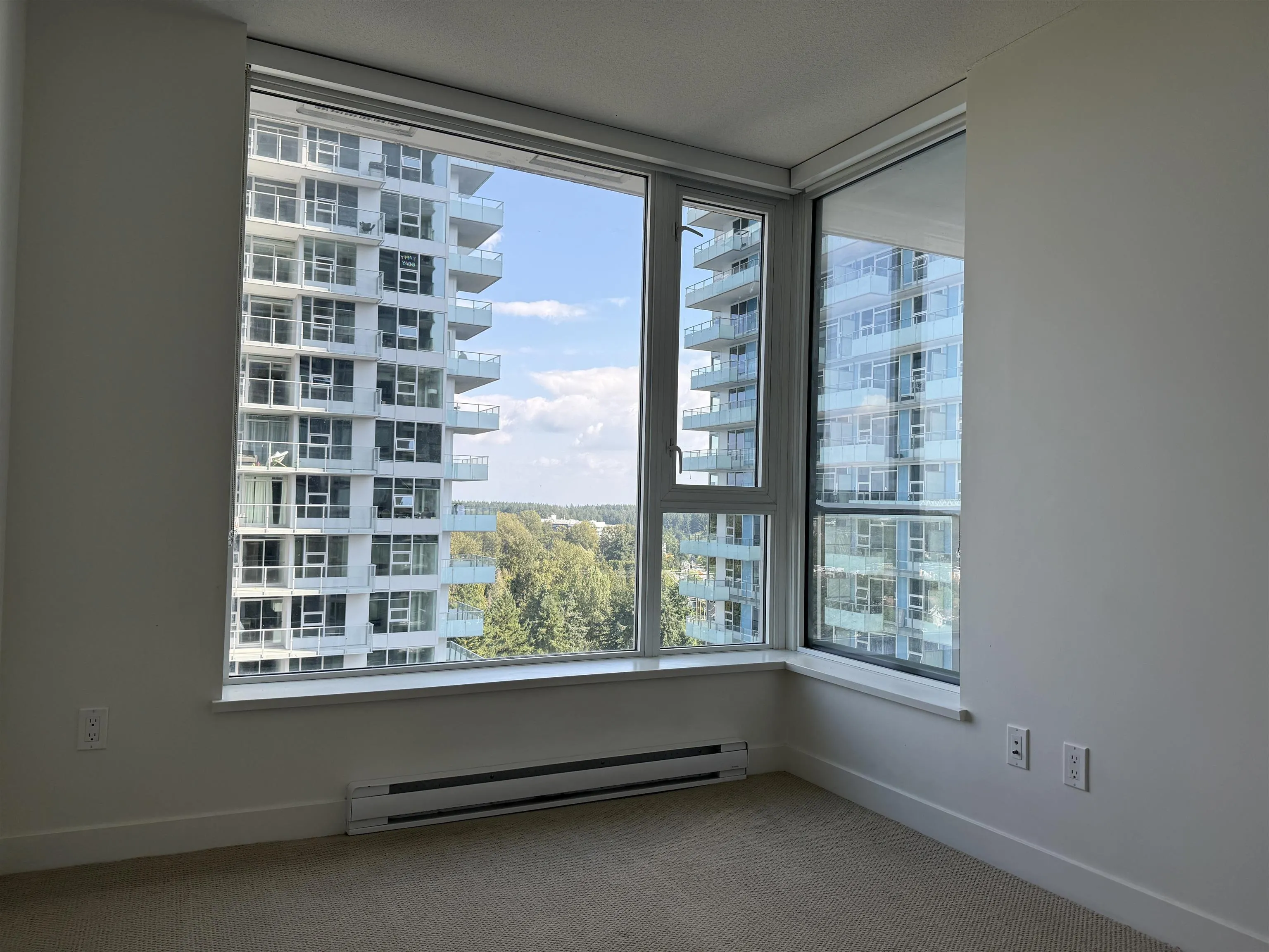2915 13750 100 Avenue