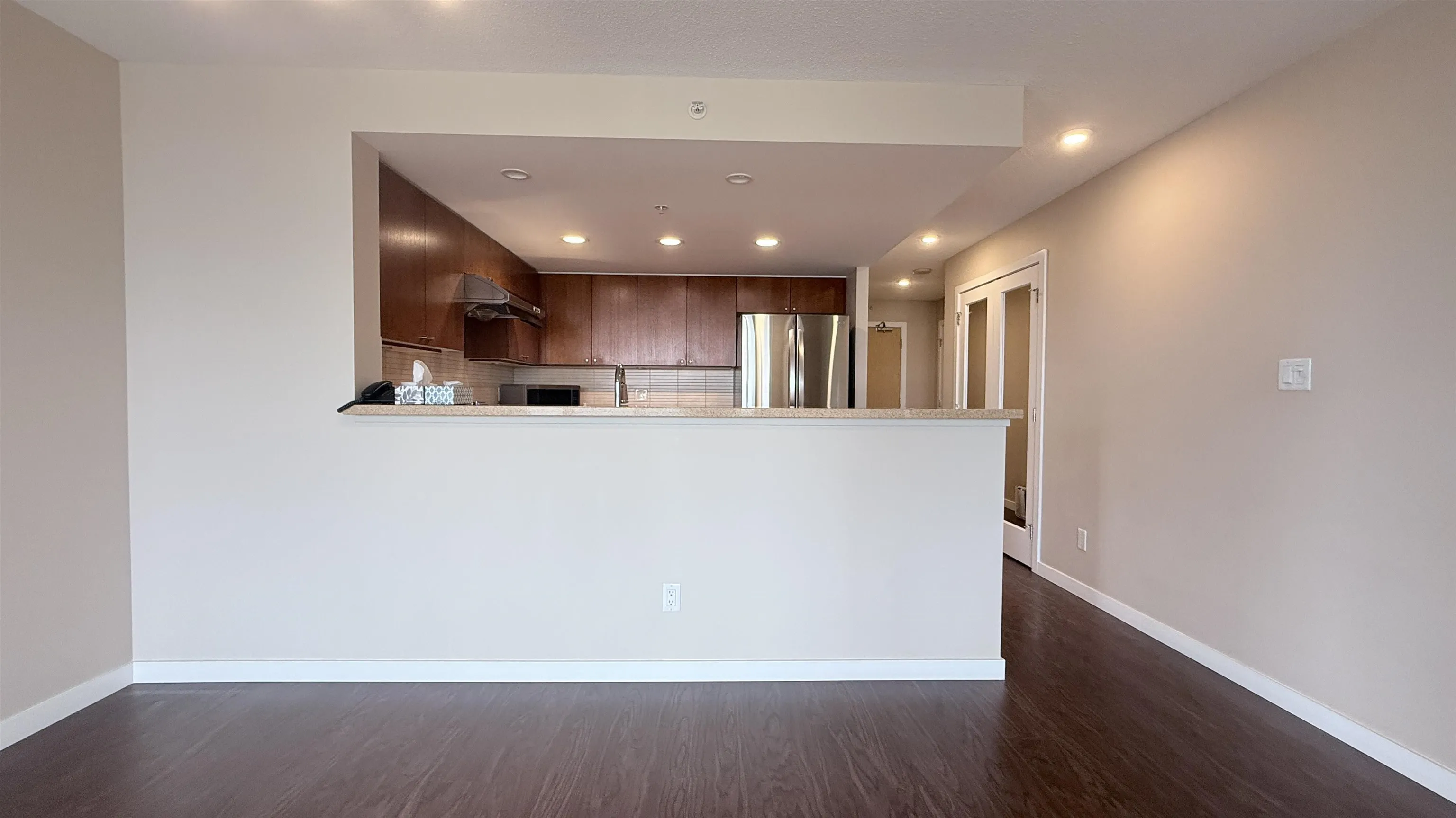 8120 Lansdowne Road