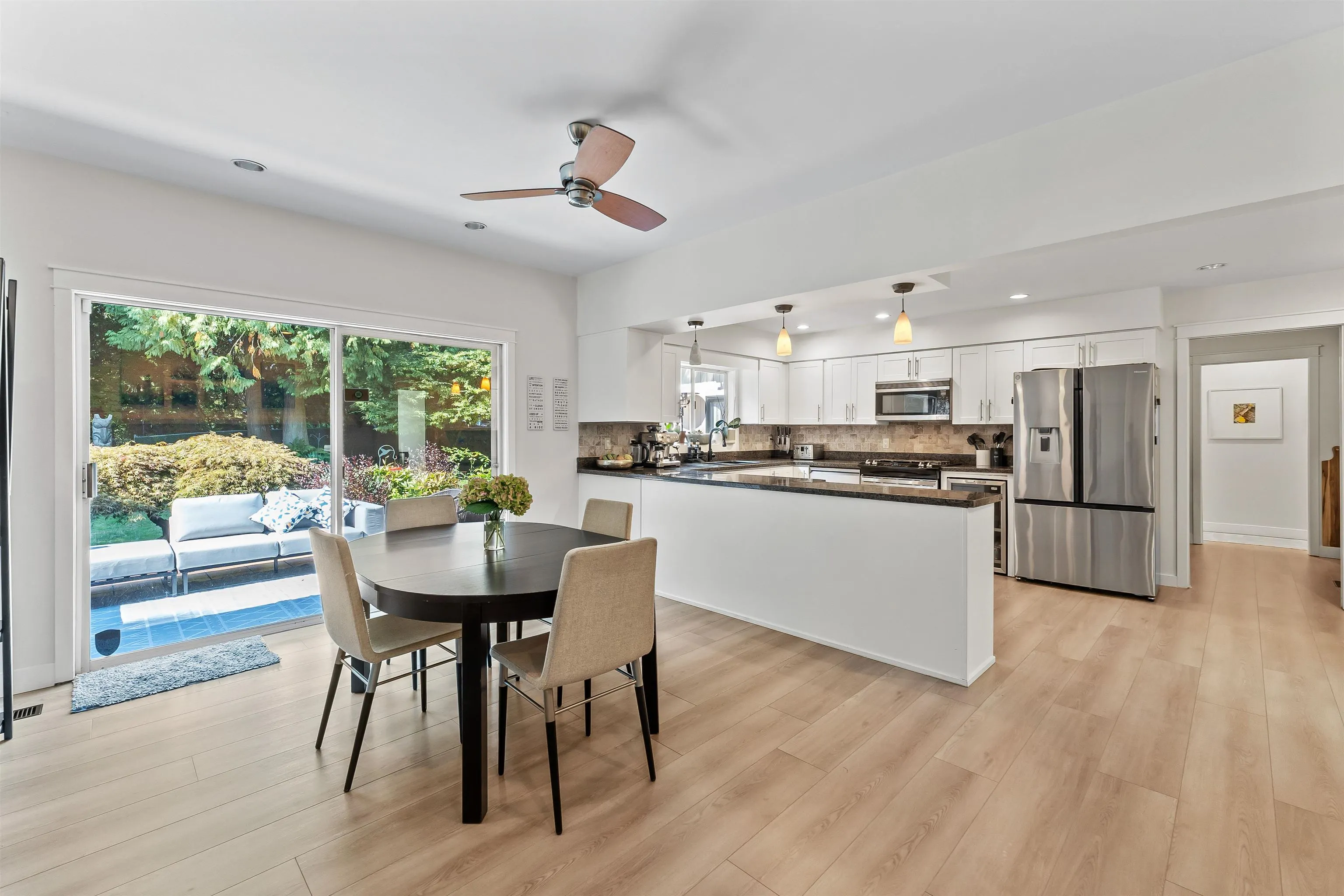 8 Halss Crescent