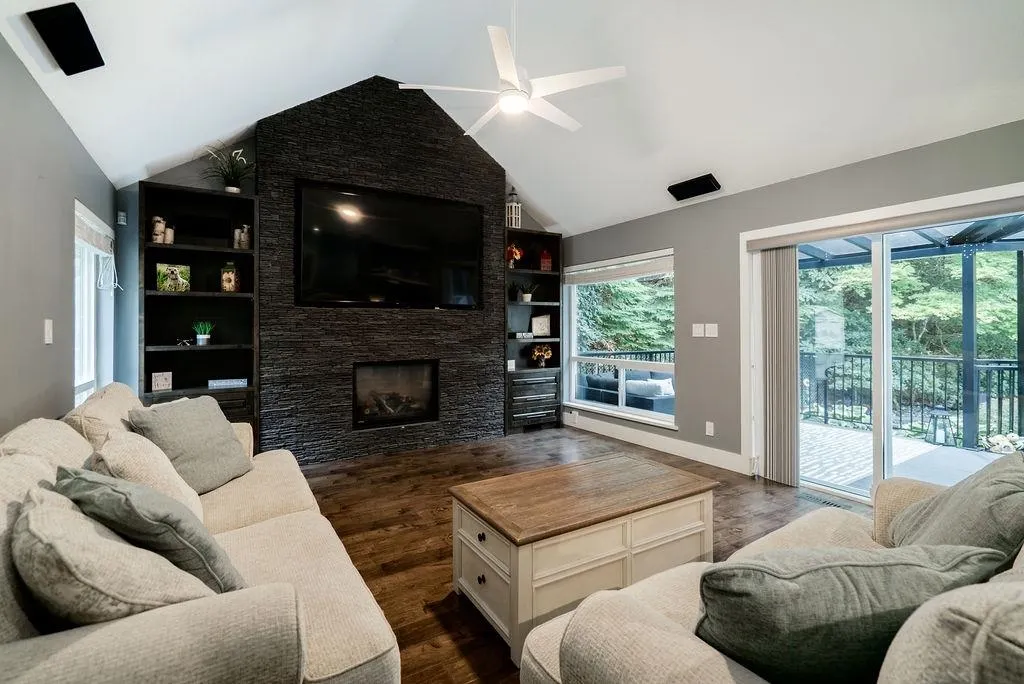 30210 Keystone Avenue