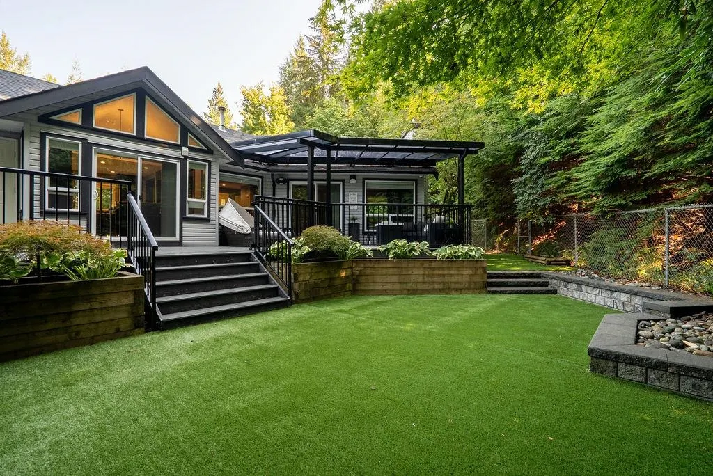 30210 Keystone Avenue