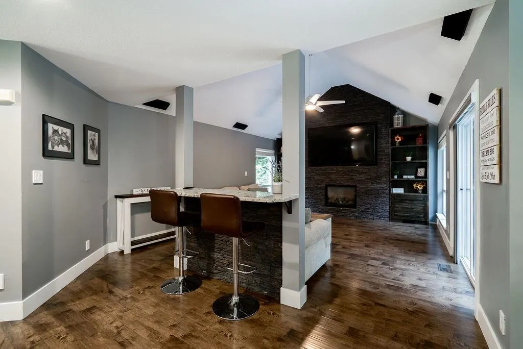 30210 Keystone Avenue