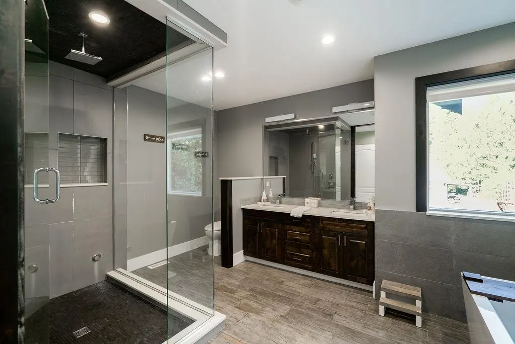 30210 Keystone Avenue