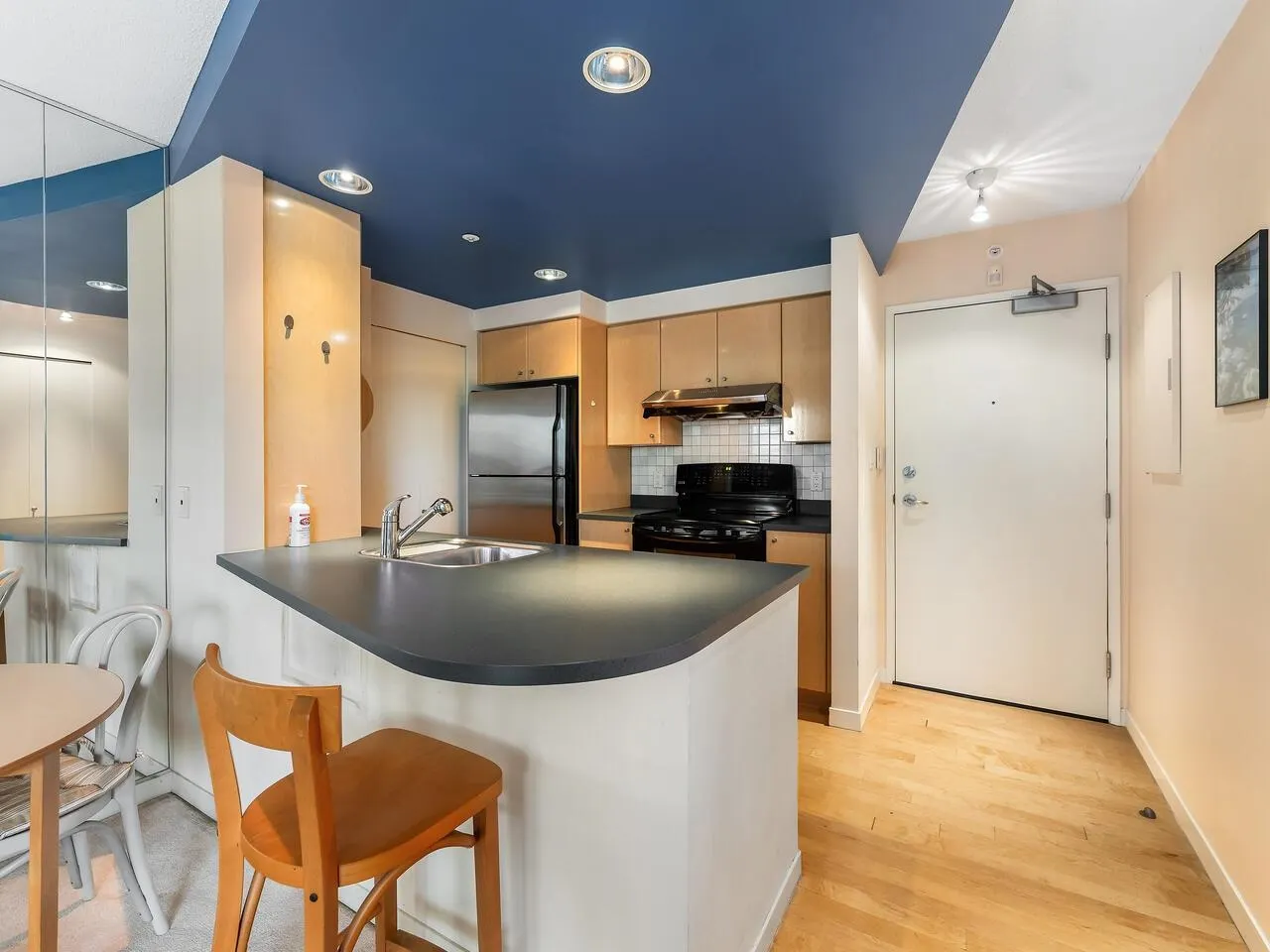 501 1009 Expo Boulevard