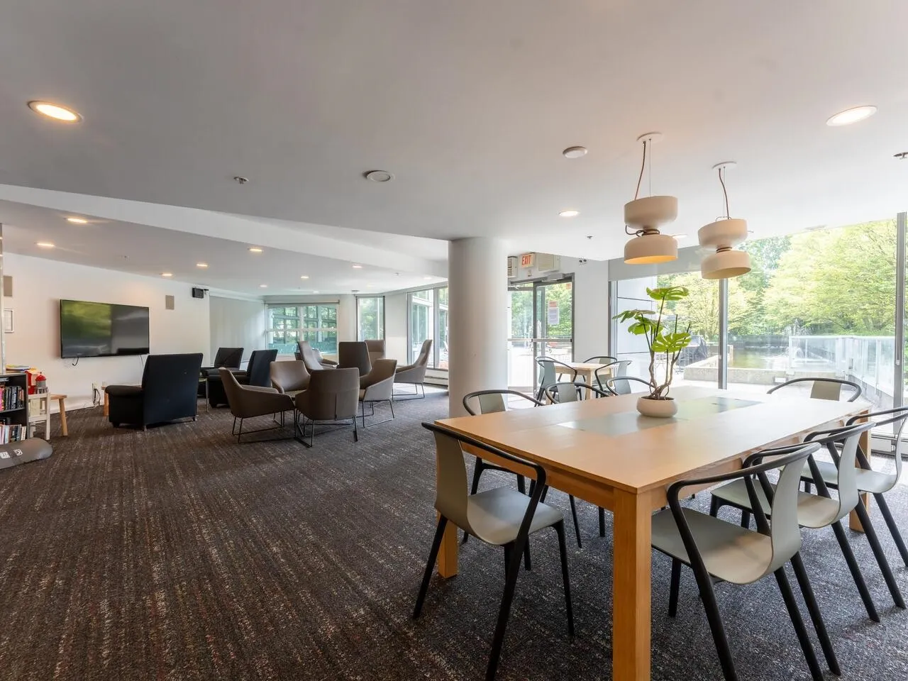 501 1009 Expo Boulevard