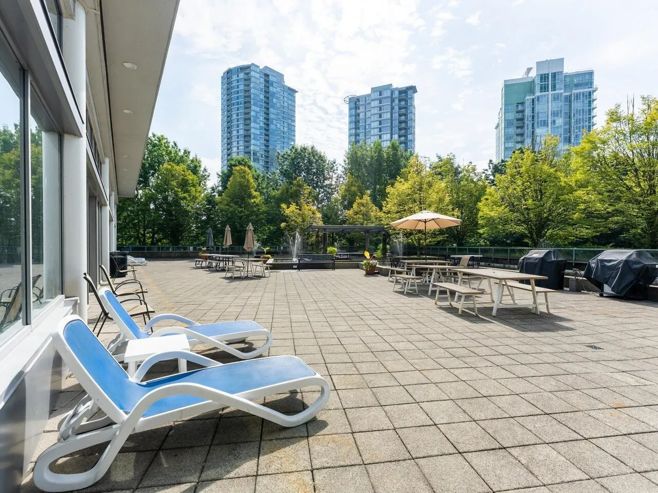 501 1009 Expo Boulevard