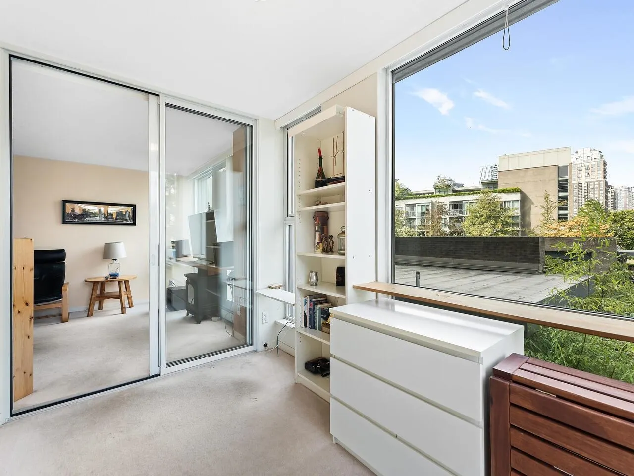 501 1009 Expo Boulevard