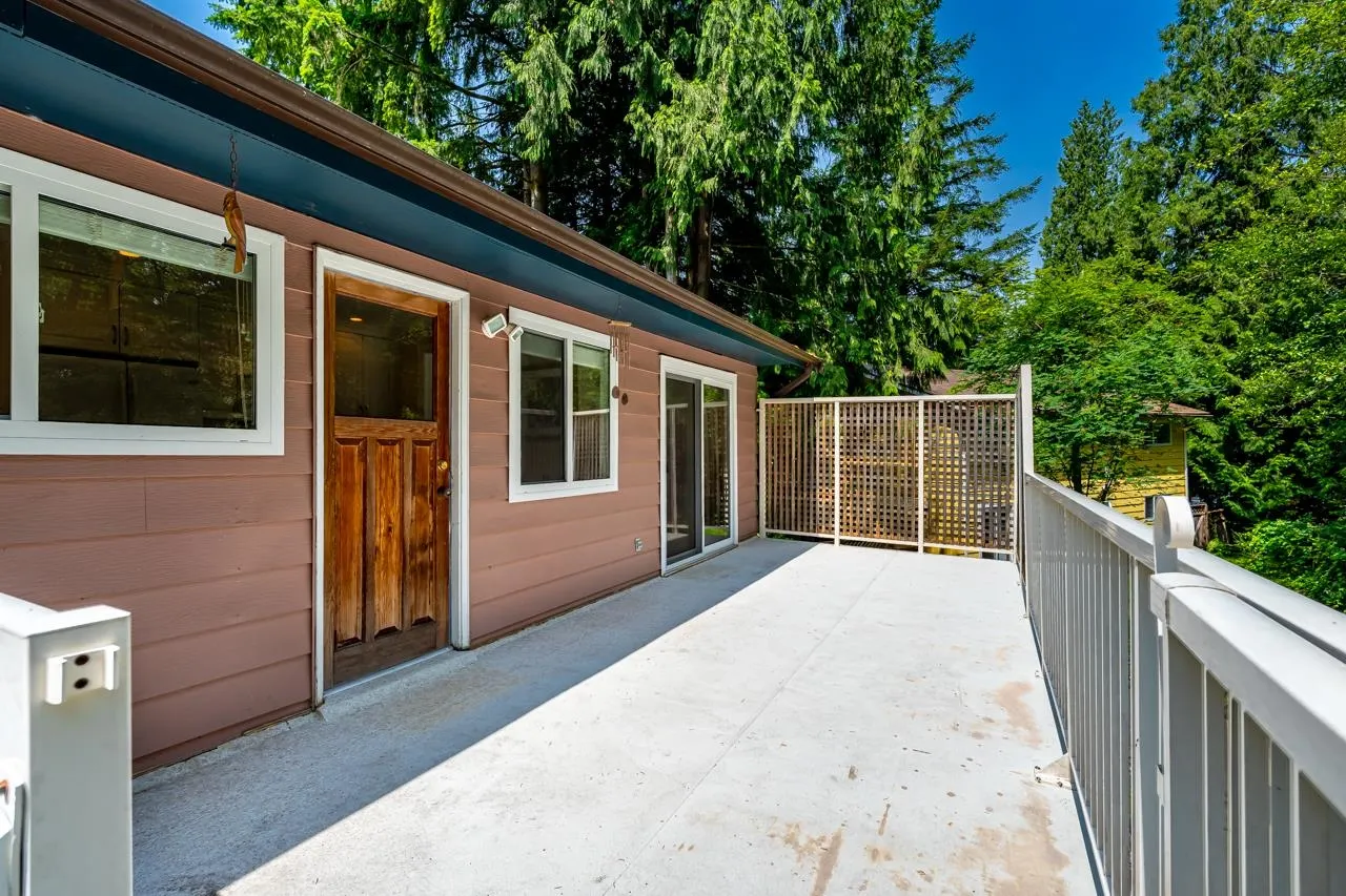 2283 Park Crescent