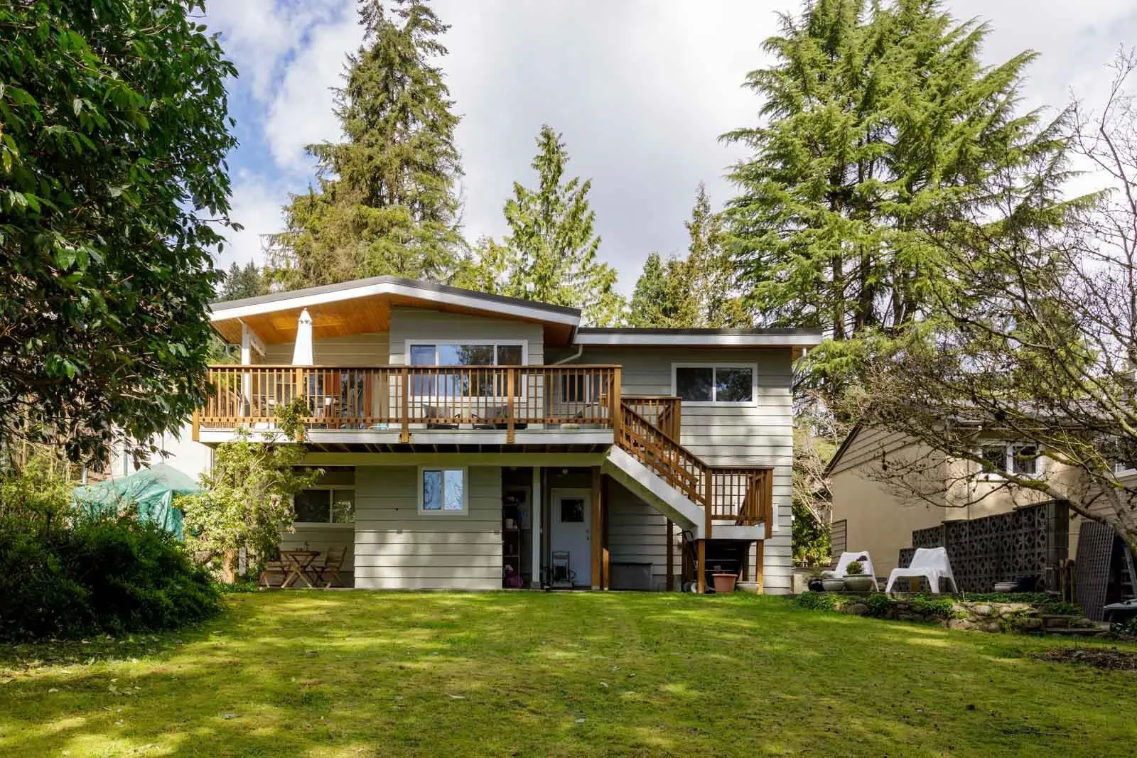 1133 Doran Road